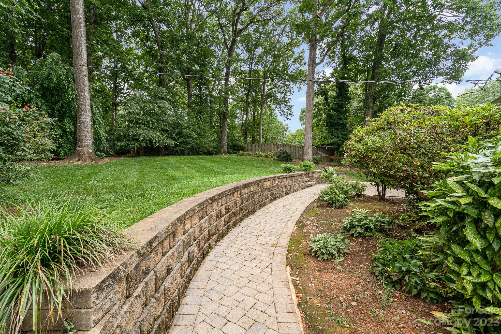 5310 Doncaster Drive