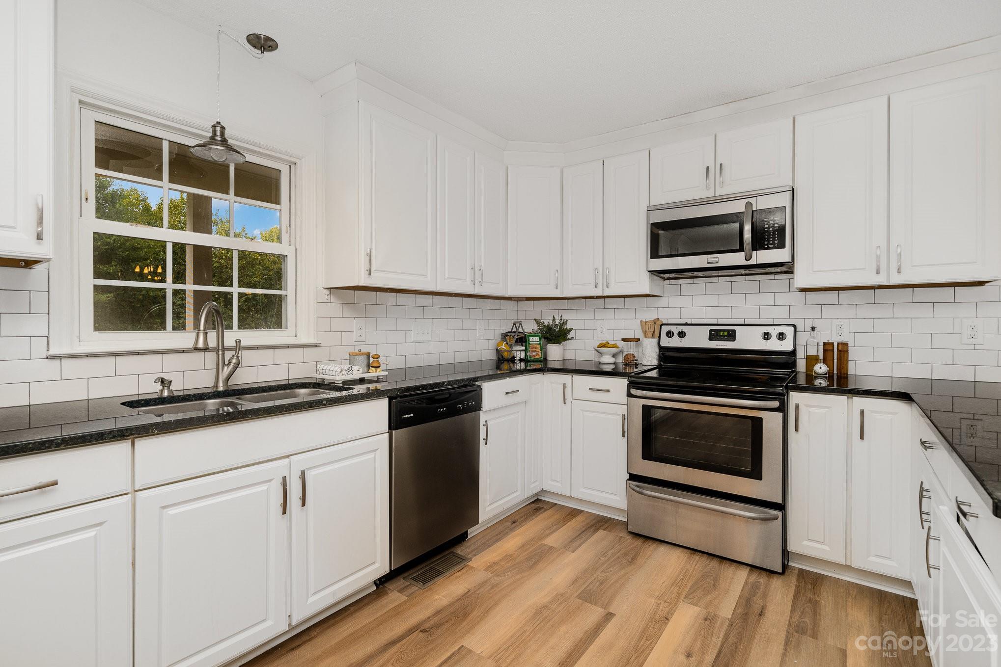 416 Glencurry Drive