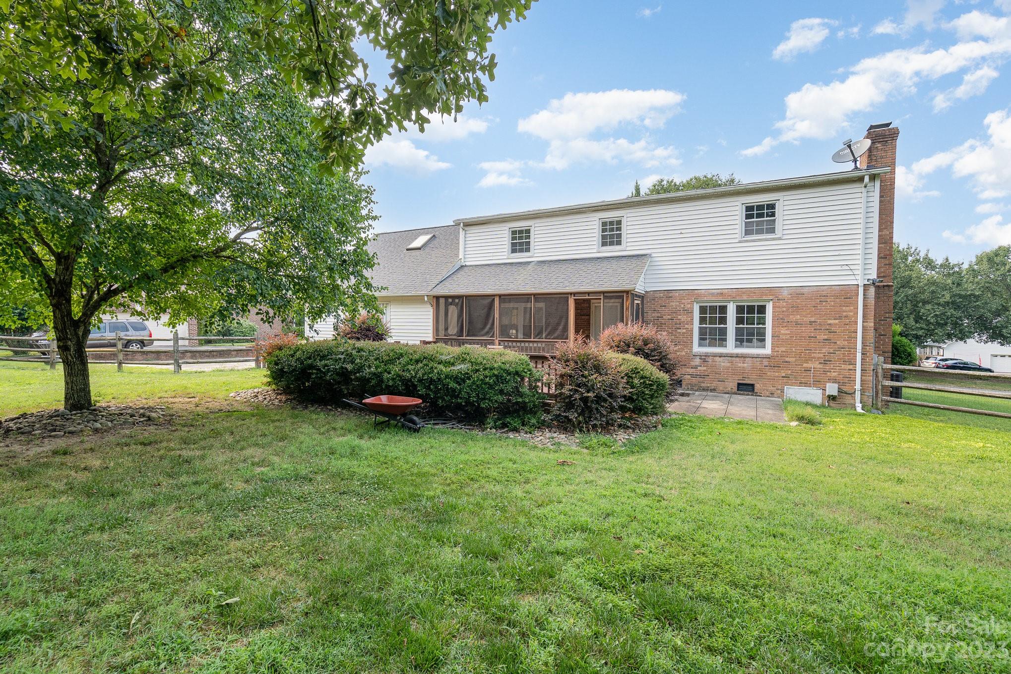 416 Glencurry Drive