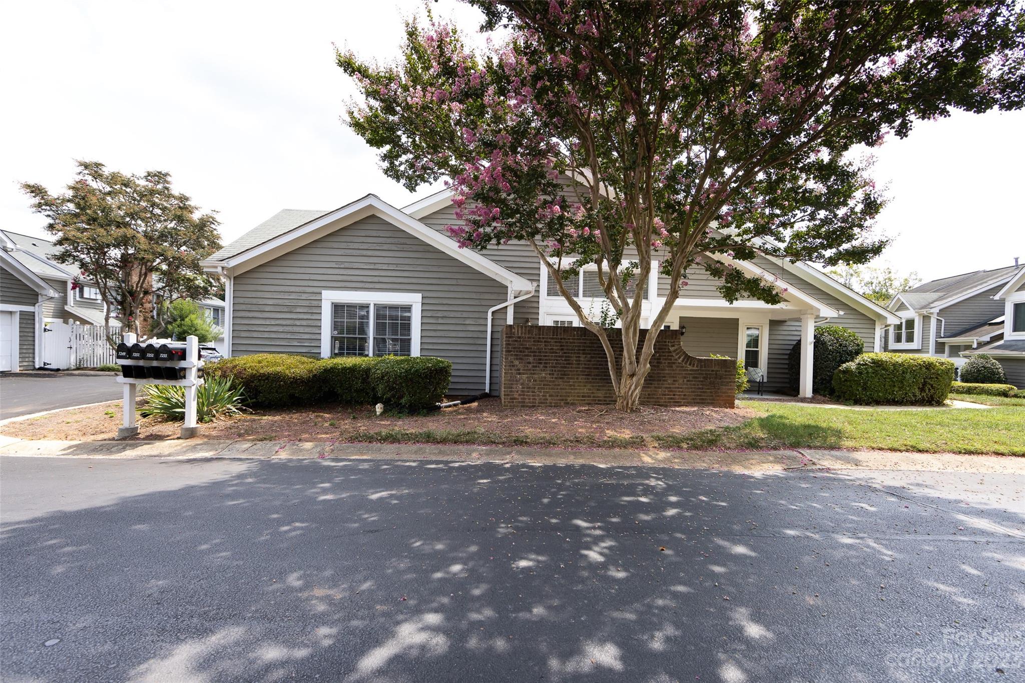 7255 Meeting Street