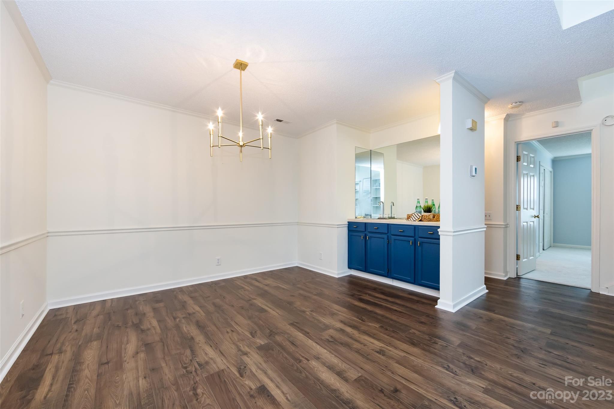 7255 Meeting Street