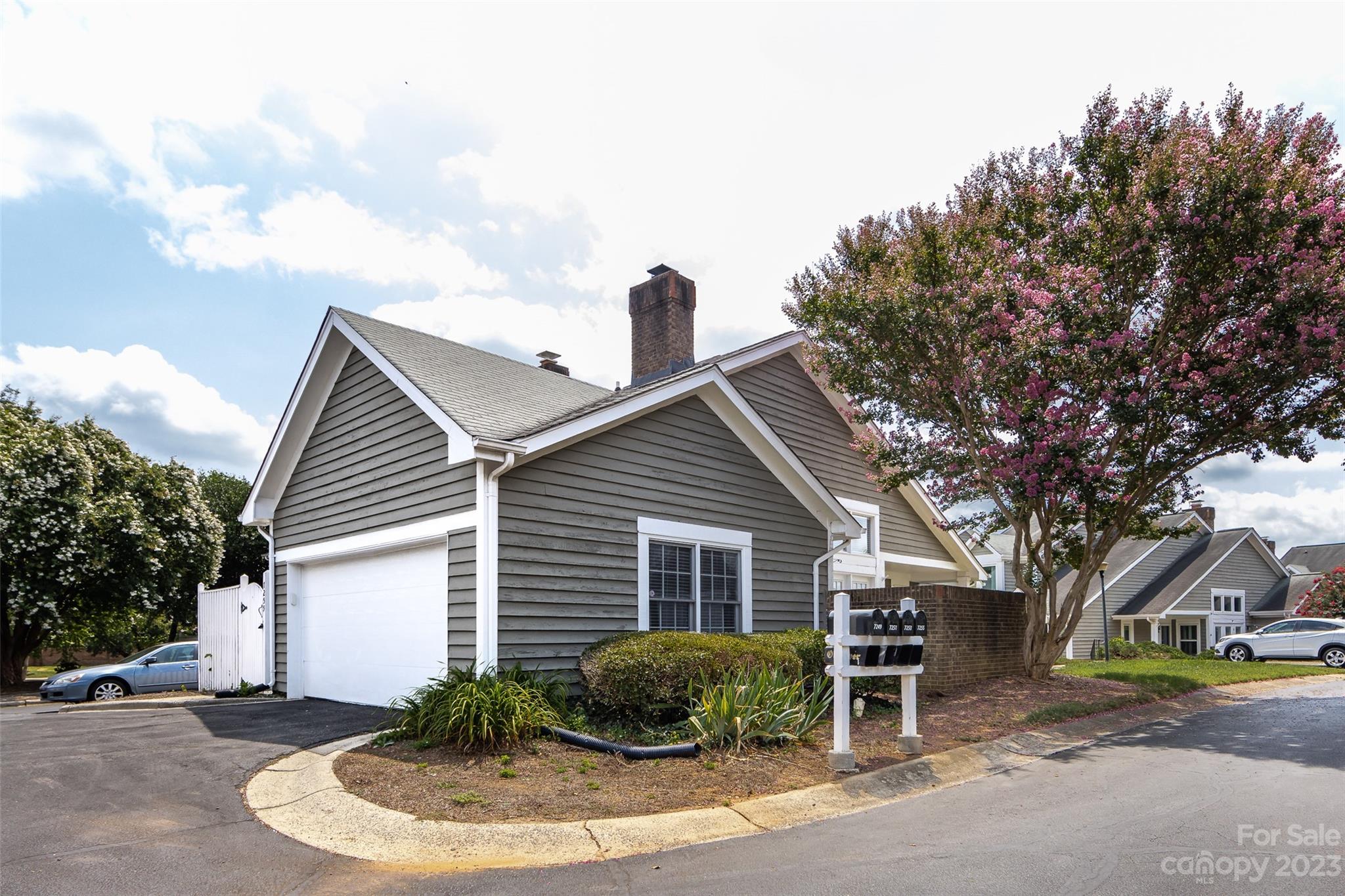 7255 Meeting Street