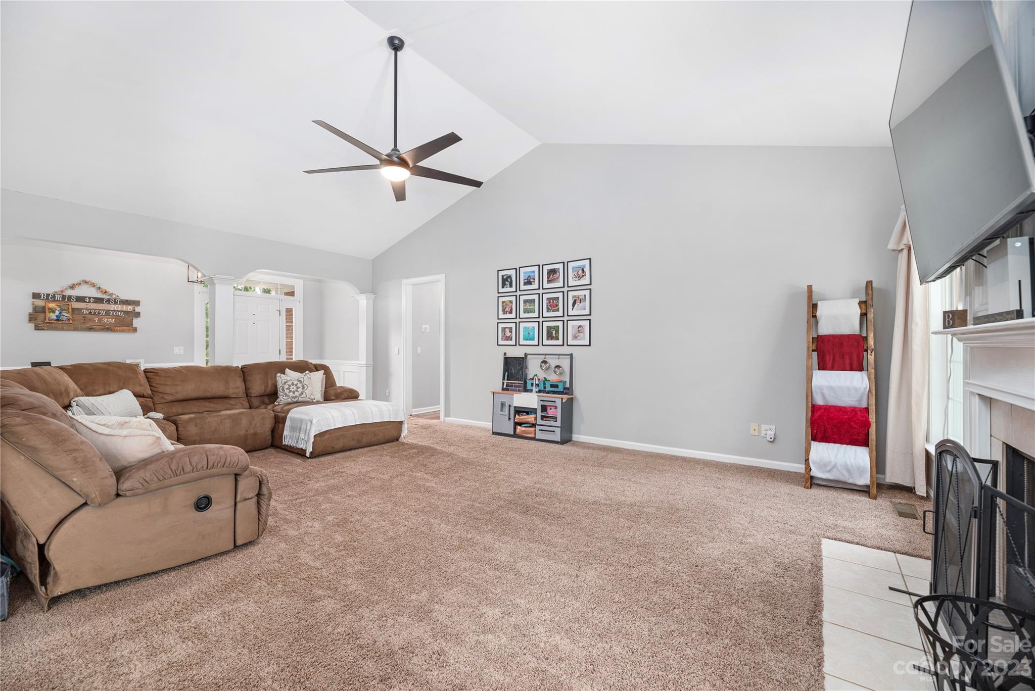 114 Harbor Landing Drive