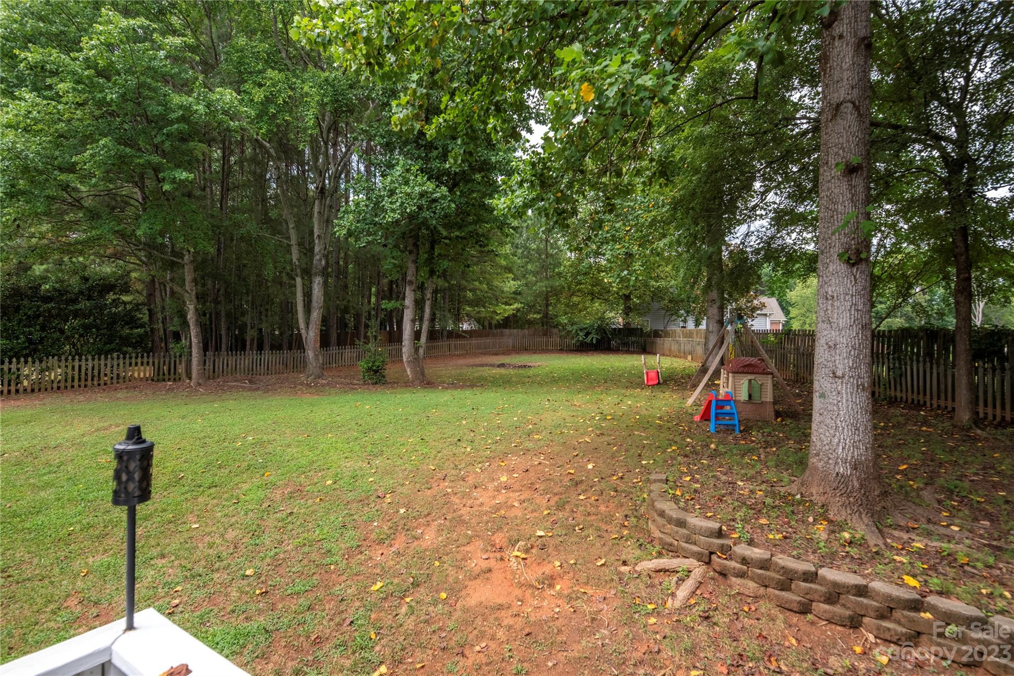 114 Harbor Landing Drive