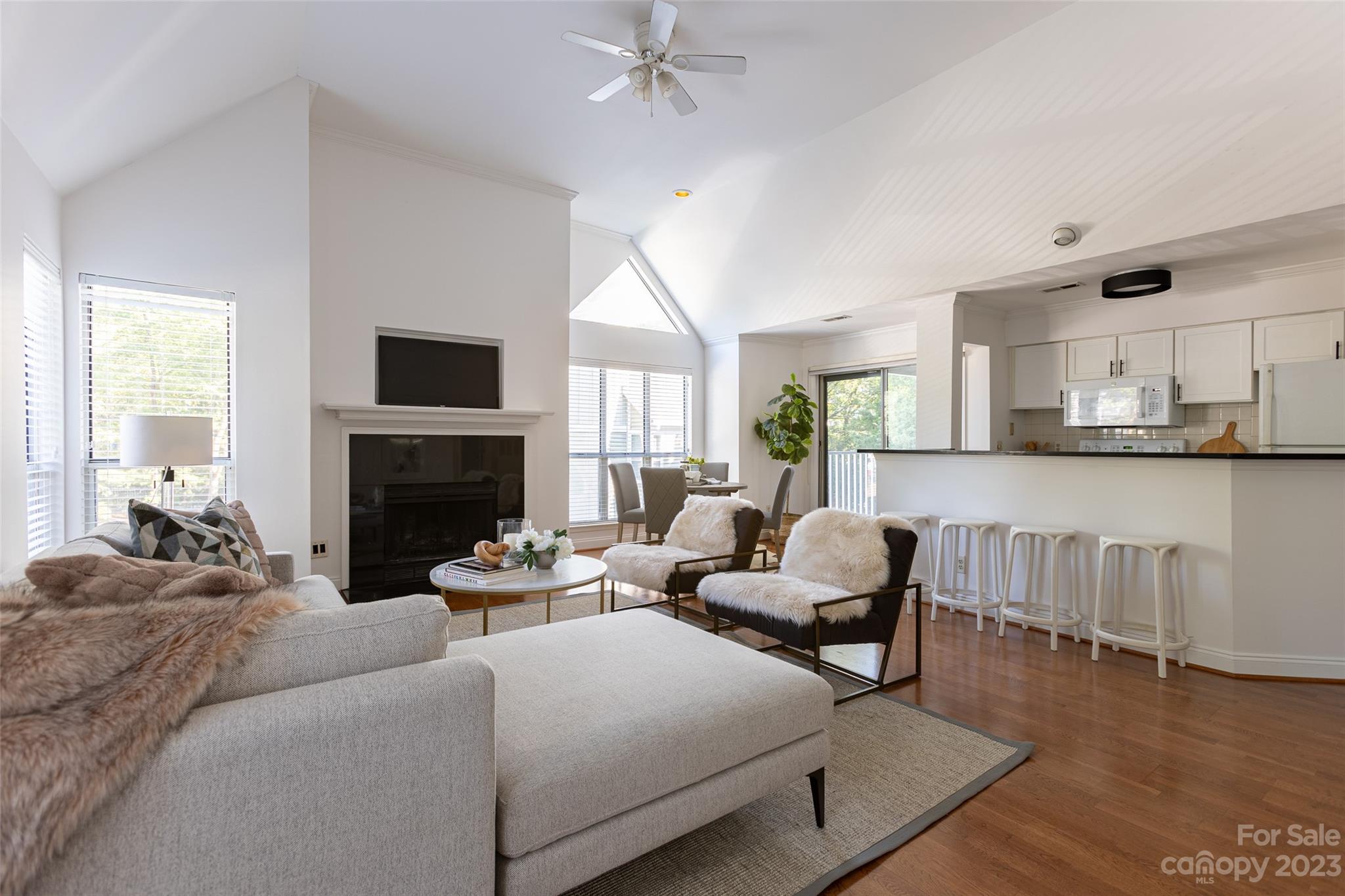 2508 Cranbrook Lane Unit: 4