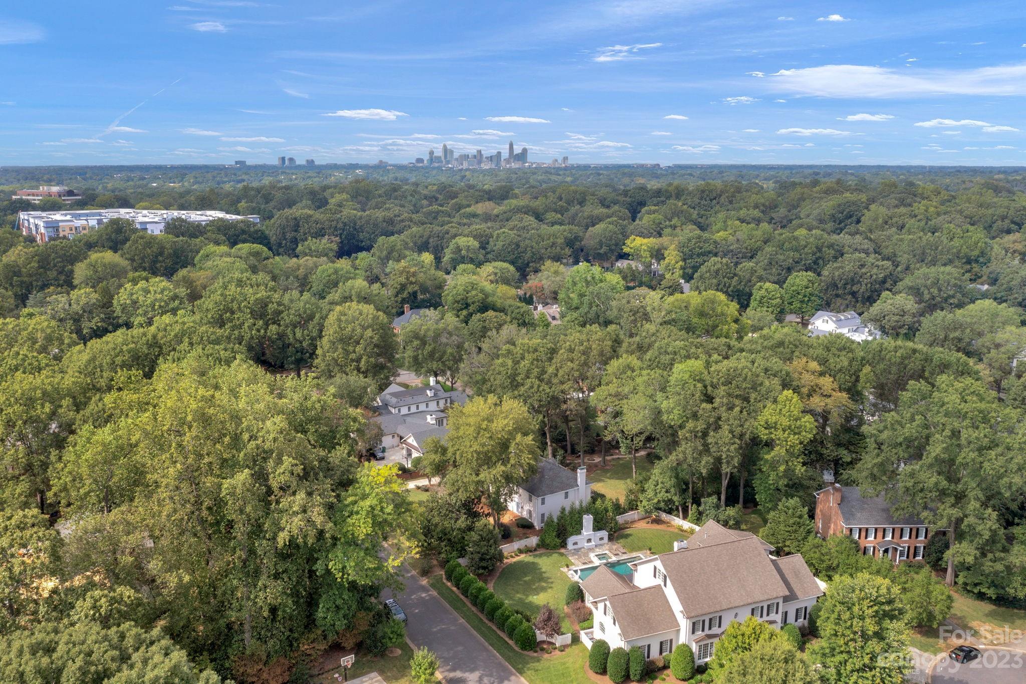 2610 Peary Court