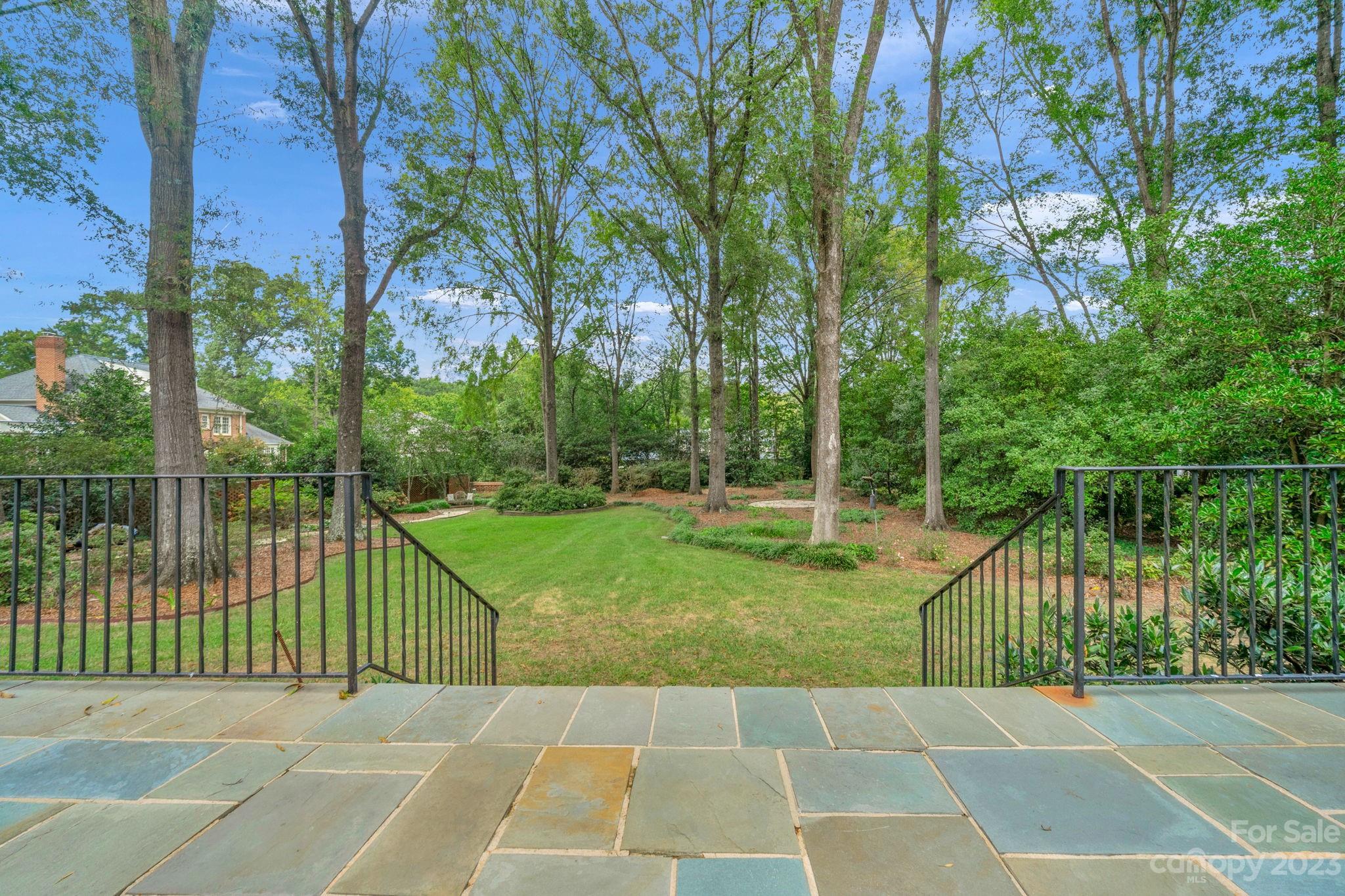 2610 Peary Court