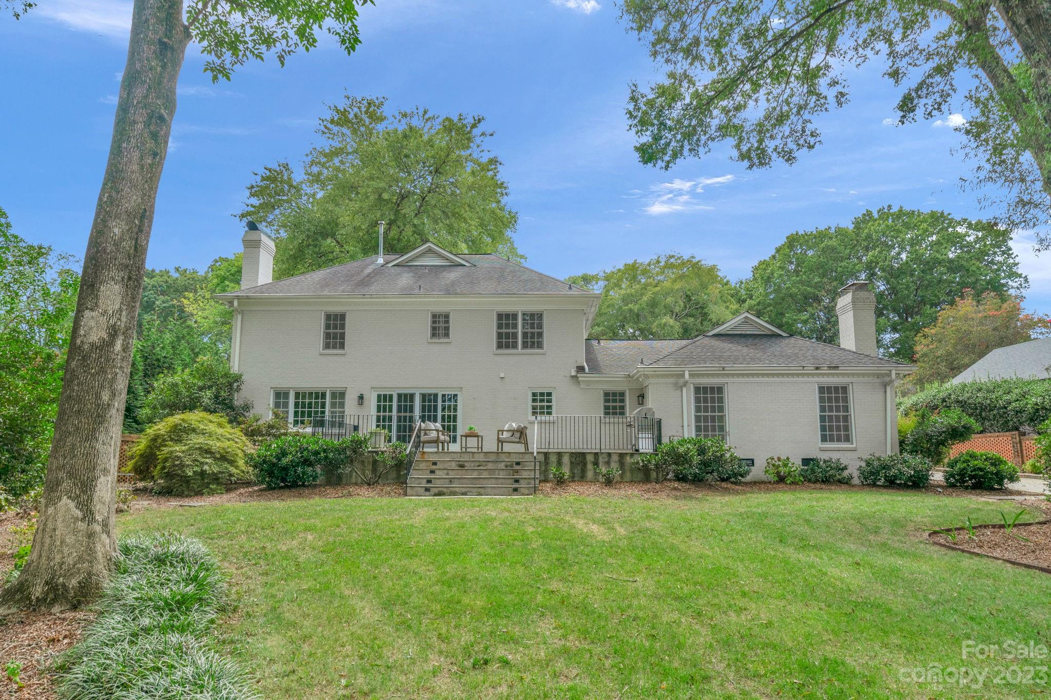2610 Peary Court
