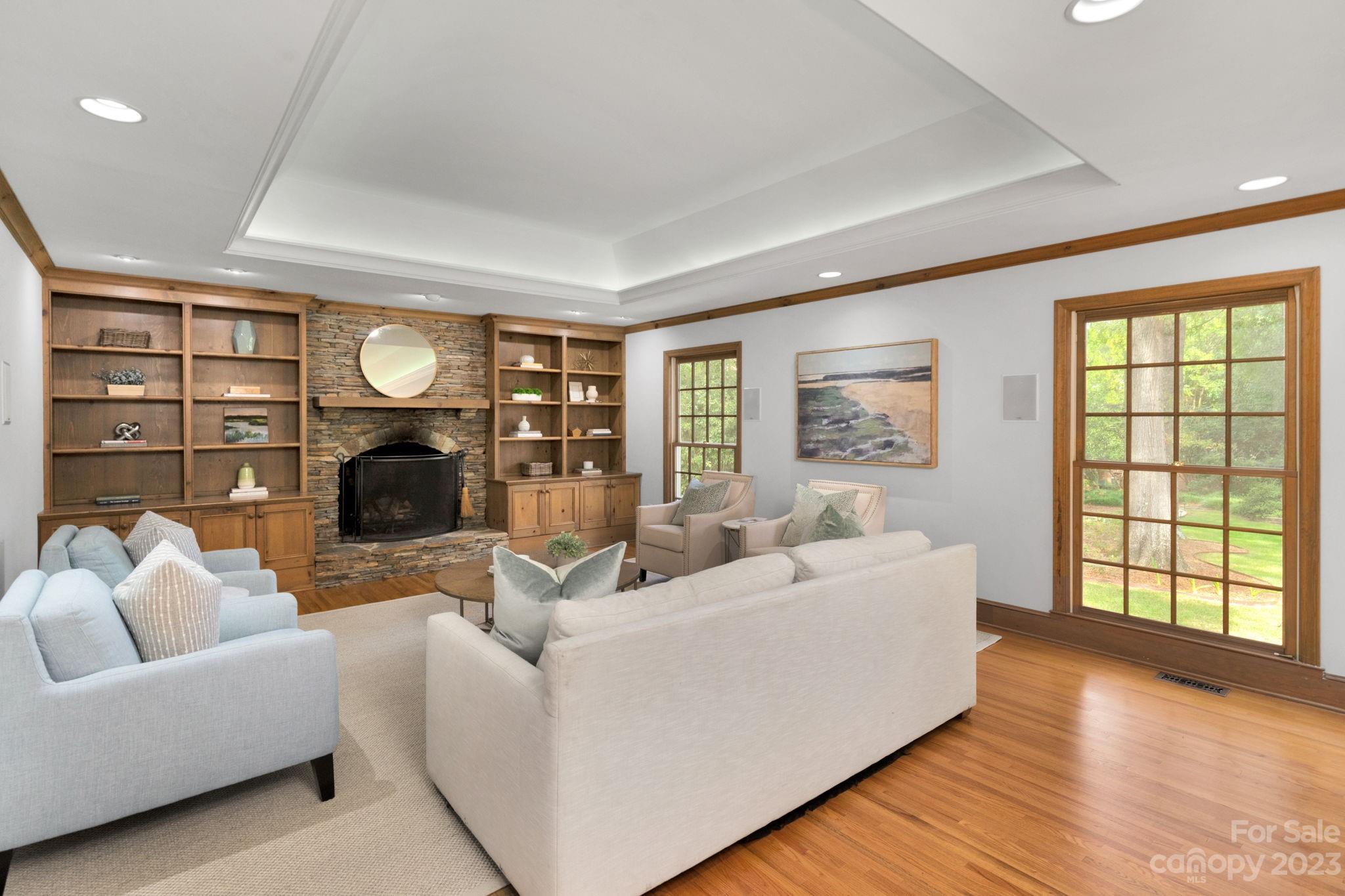 2610 Peary Court