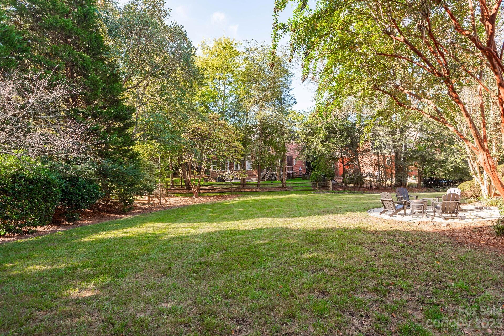 8613 Aberdeen Wood Court