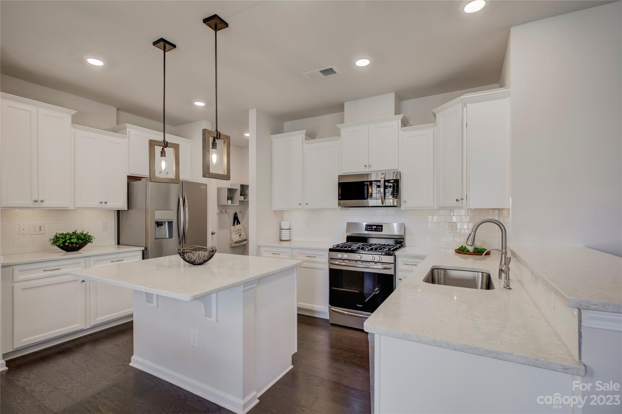 16419 Cozy Cove Road