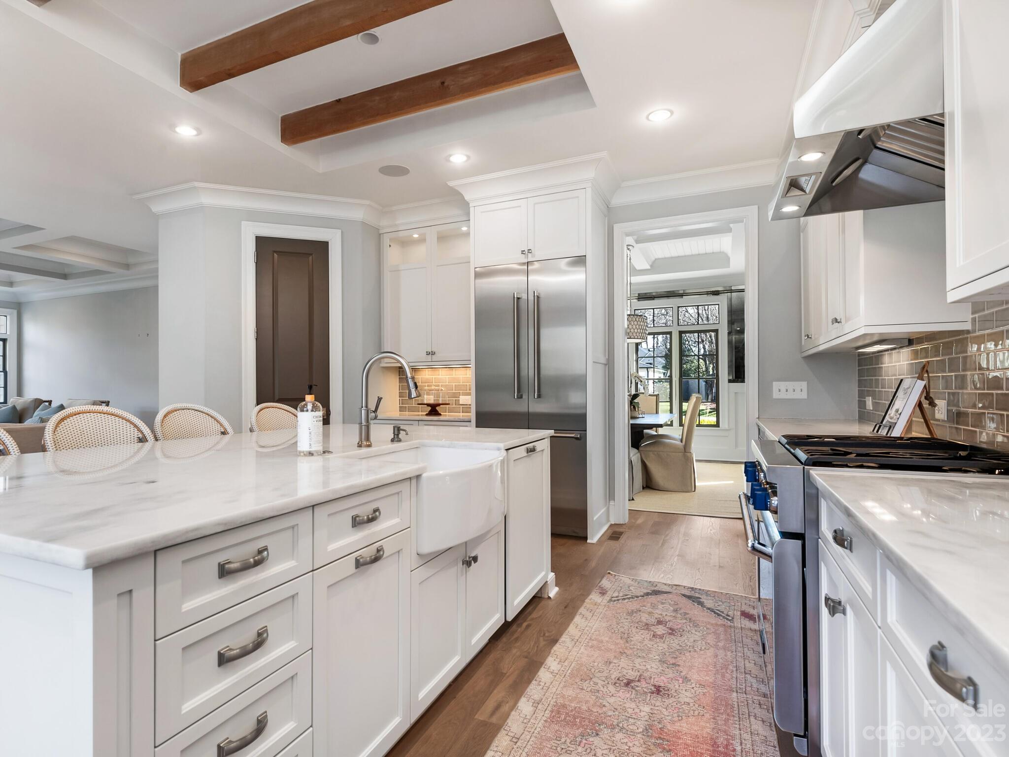 171 N Canterbury Road
