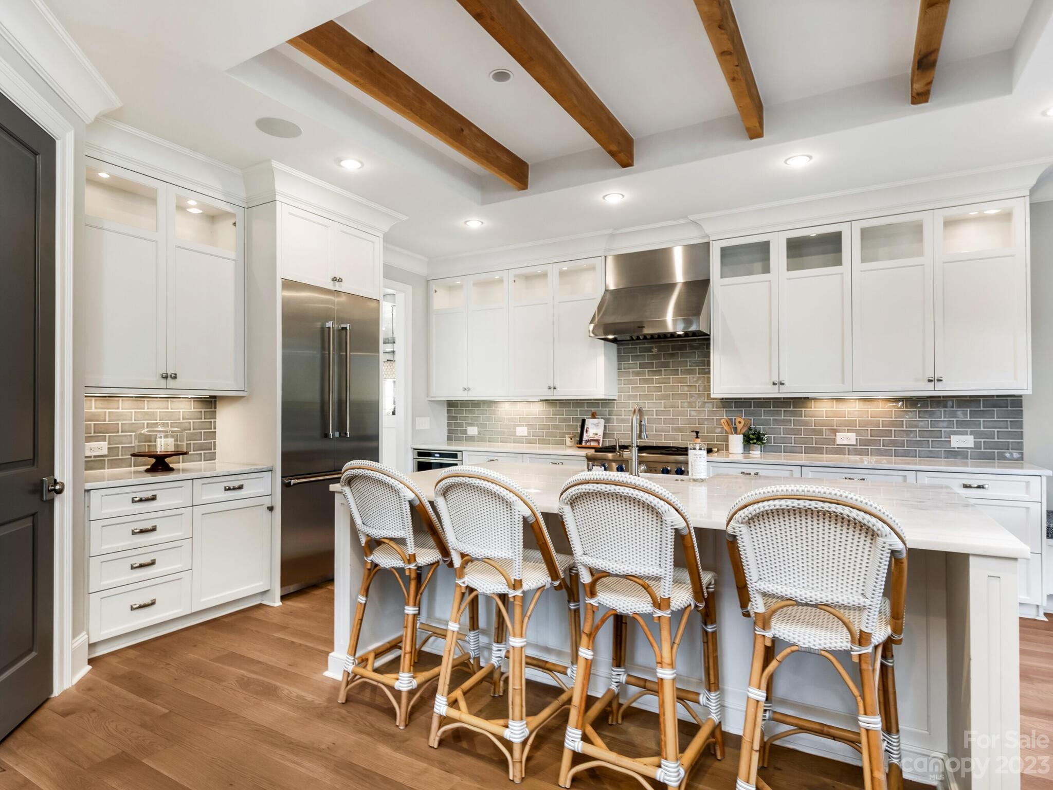 171 N Canterbury Road