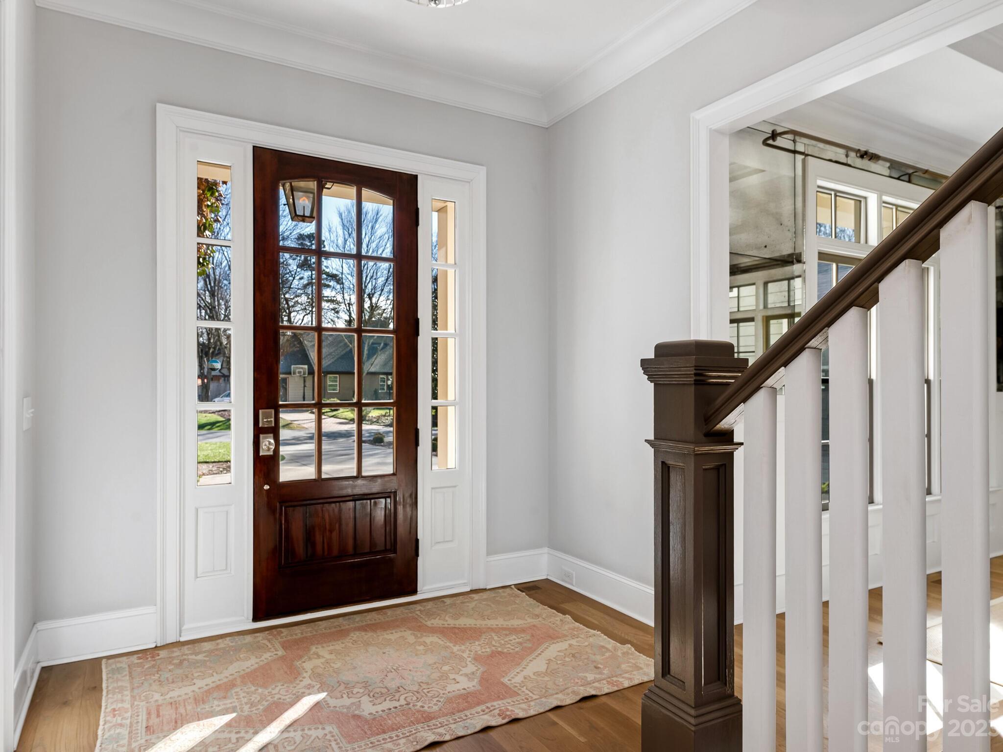 171 N Canterbury Road