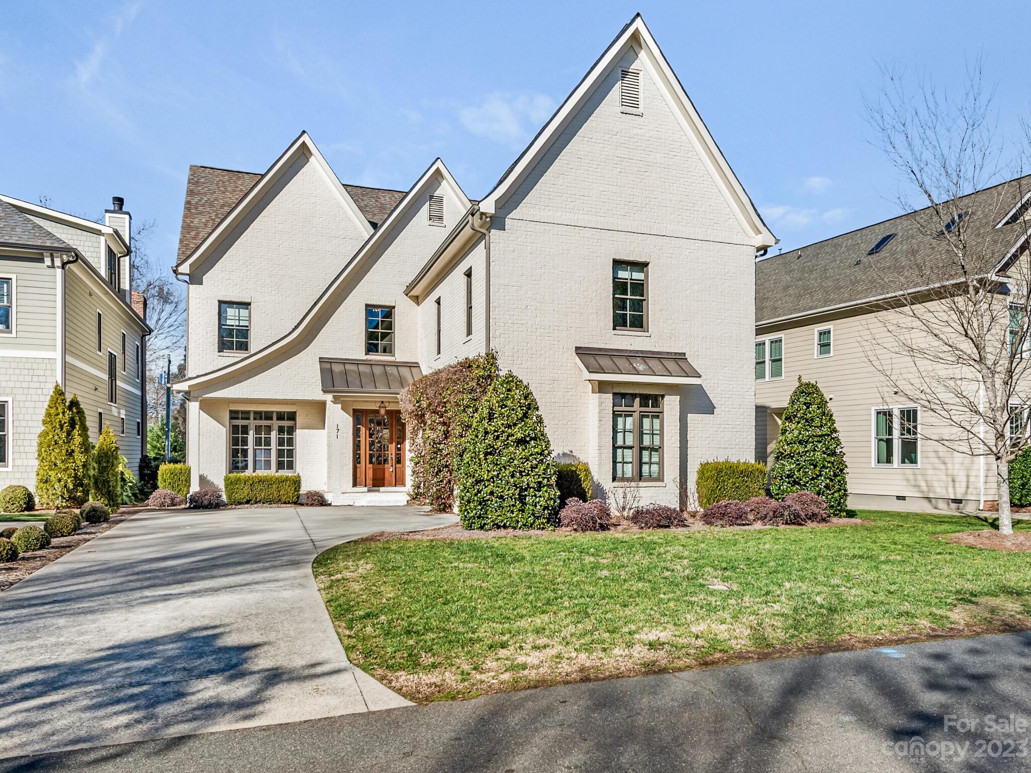 171 N Canterbury Road