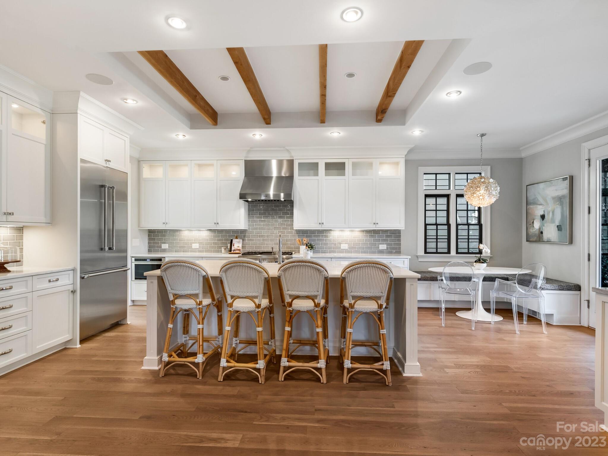 171 N Canterbury Road