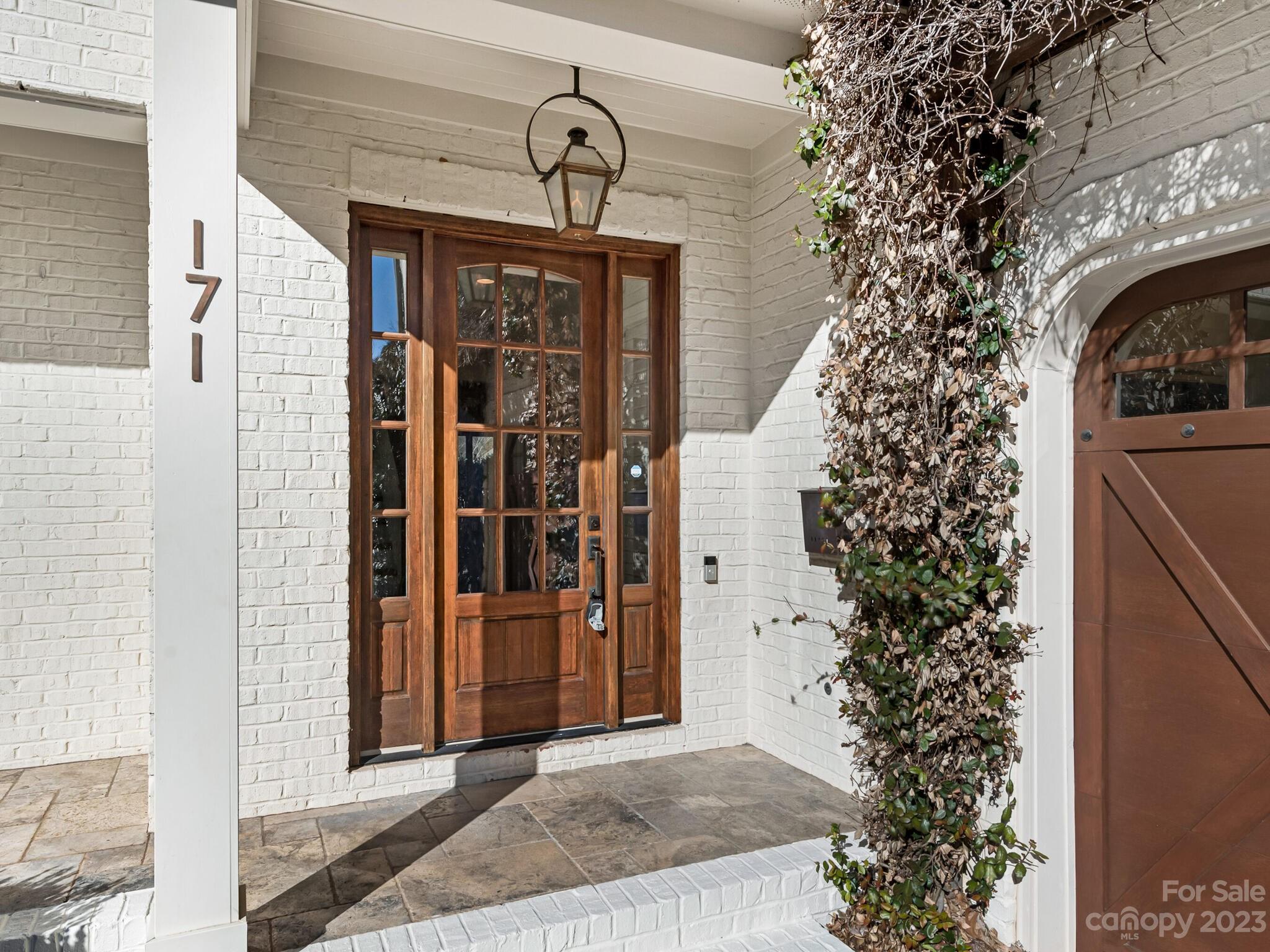171 N Canterbury Road