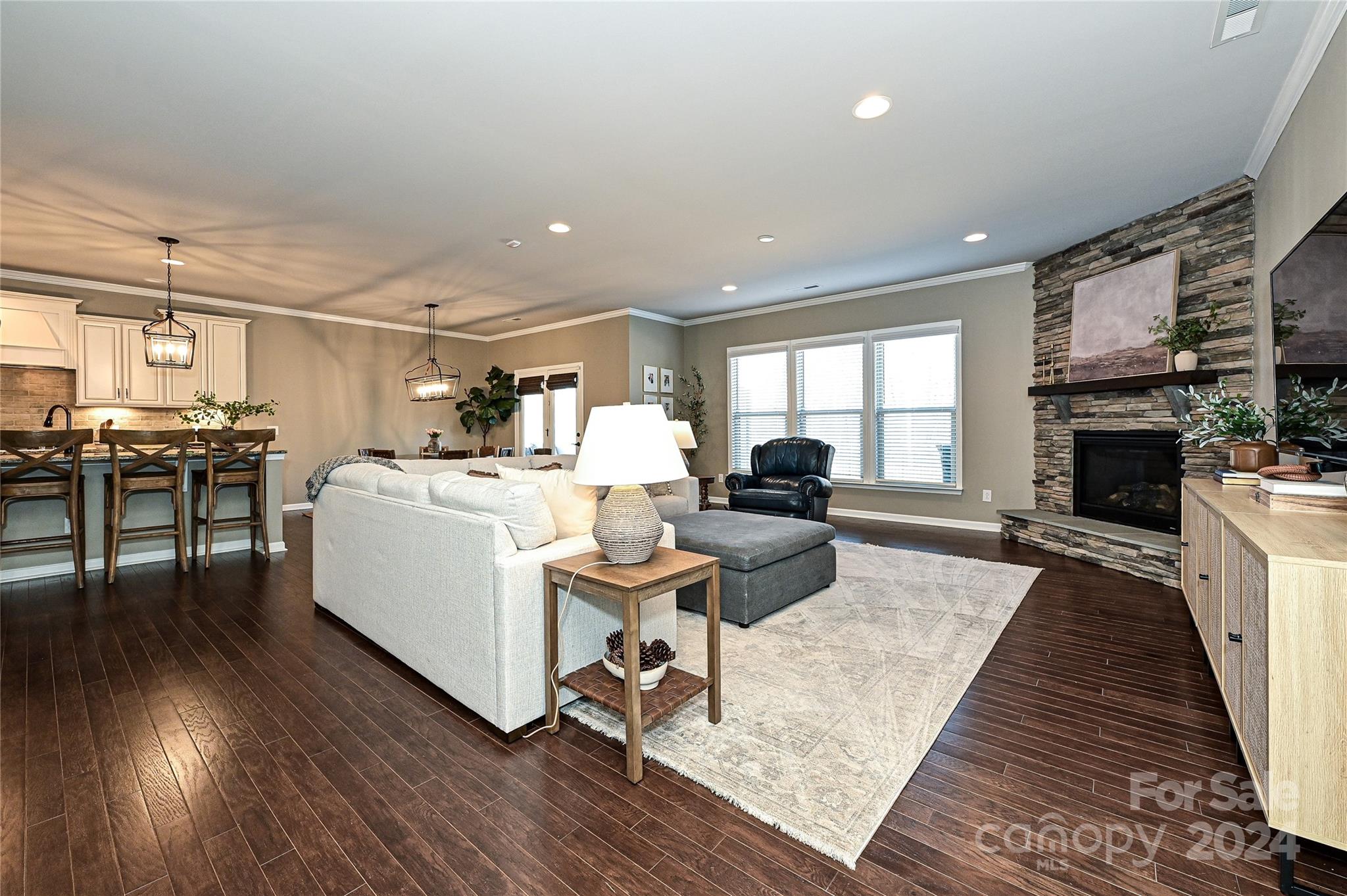 18028 Flowering Oak Court