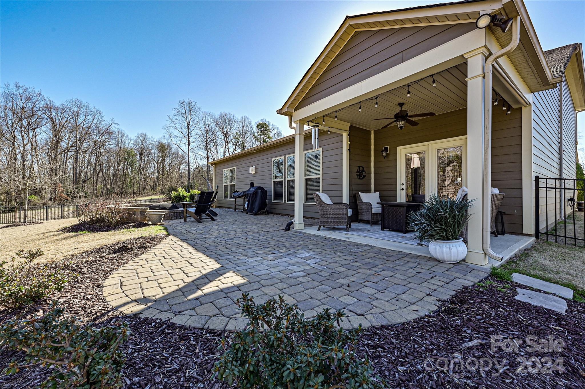 18028 Flowering Oak Court