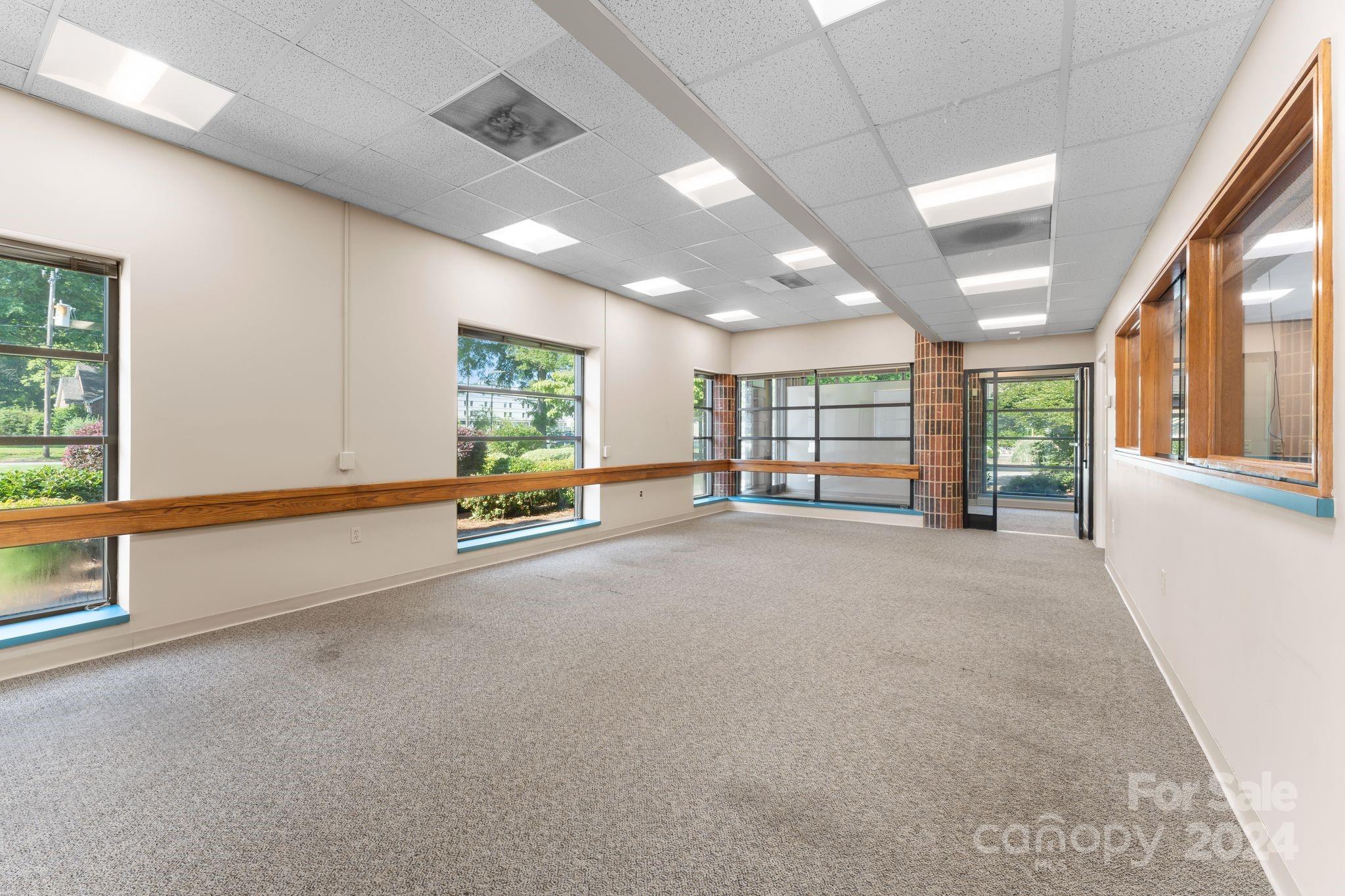 642 Carpenter Avenue