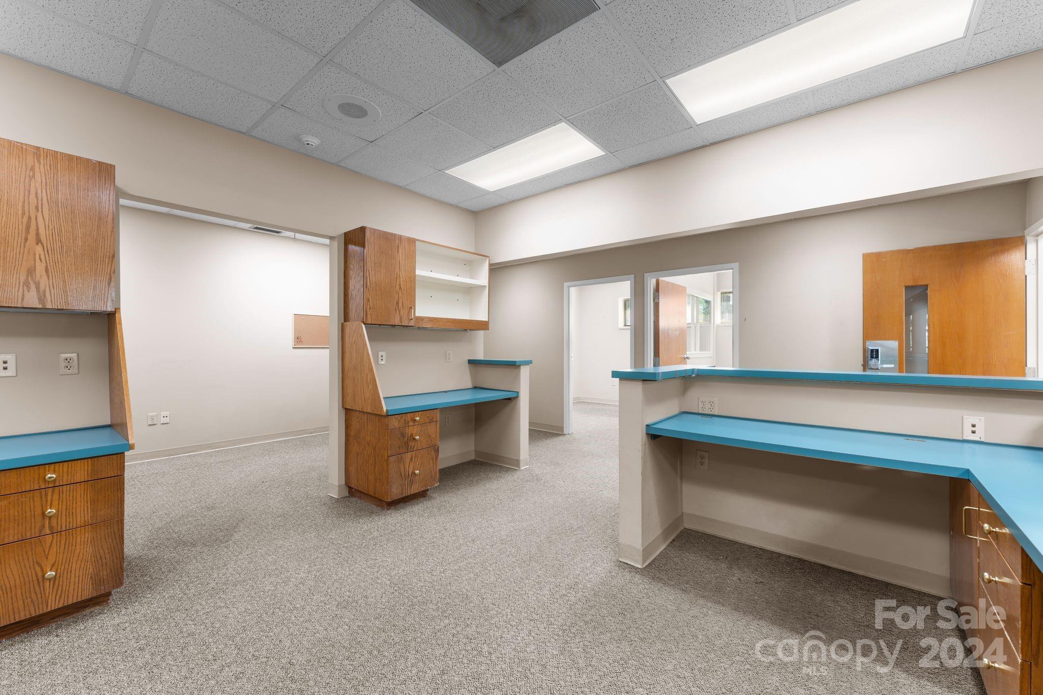 642 Carpenter Avenue