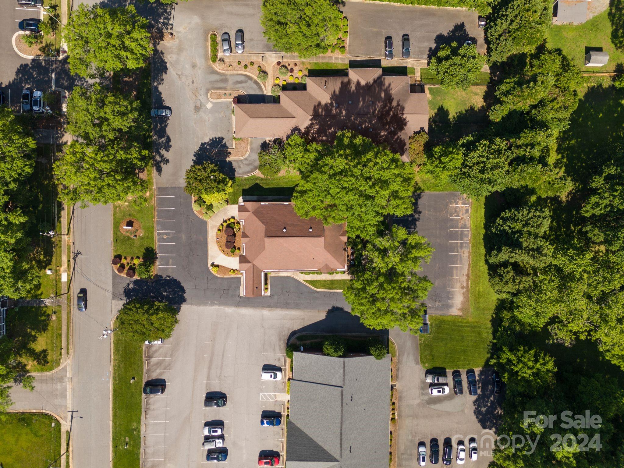 642 Carpenter Avenue