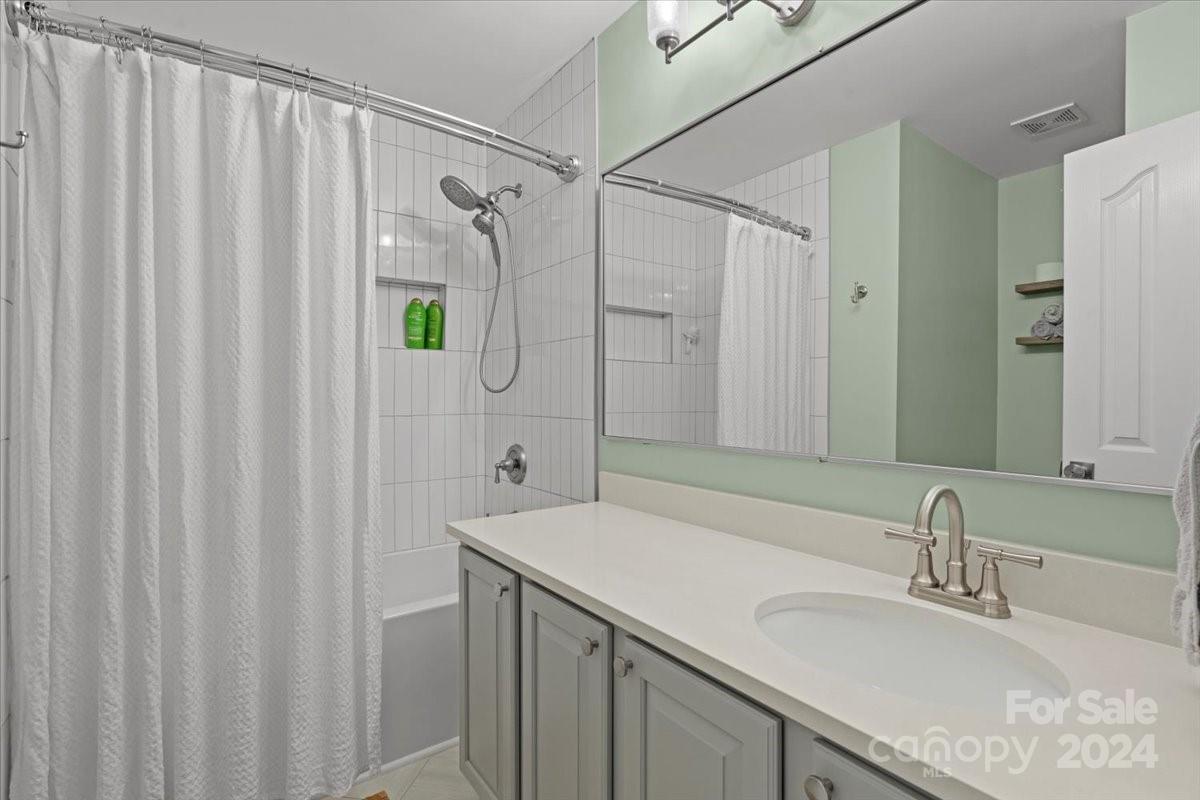 8202 Laurel Run Drive