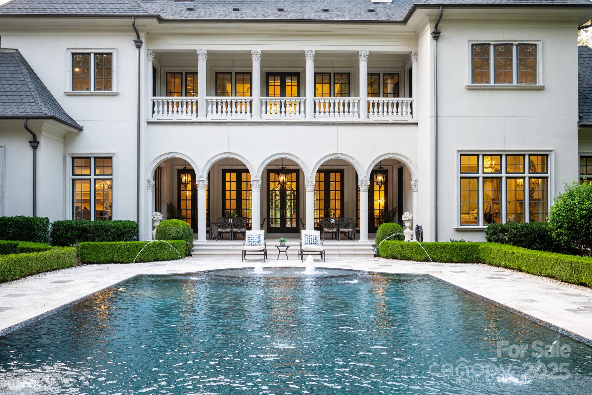 423 Oakmont Lane