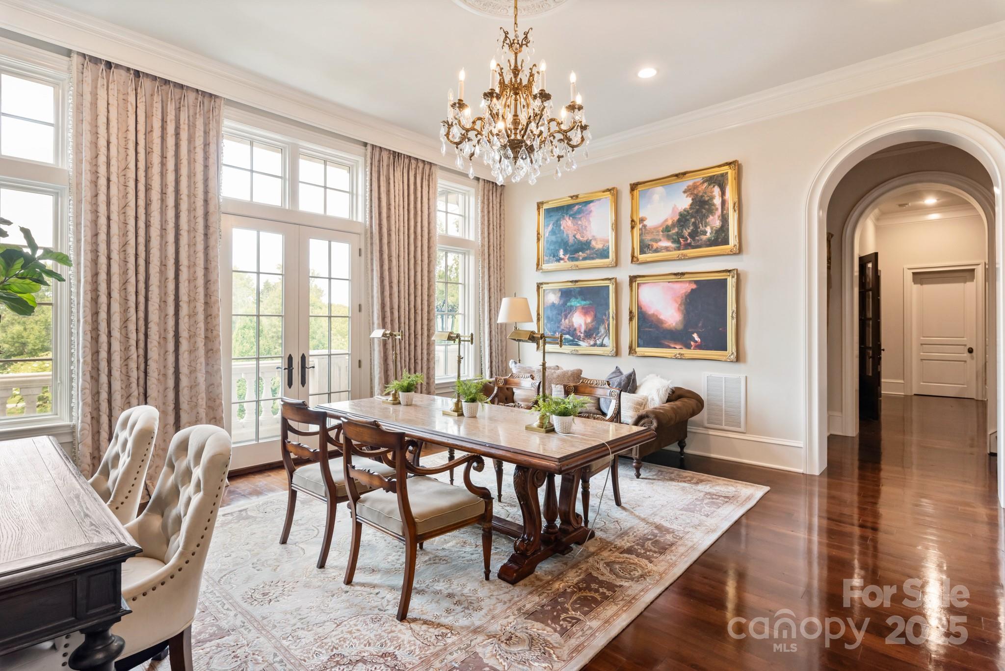423 Oakmont Lane