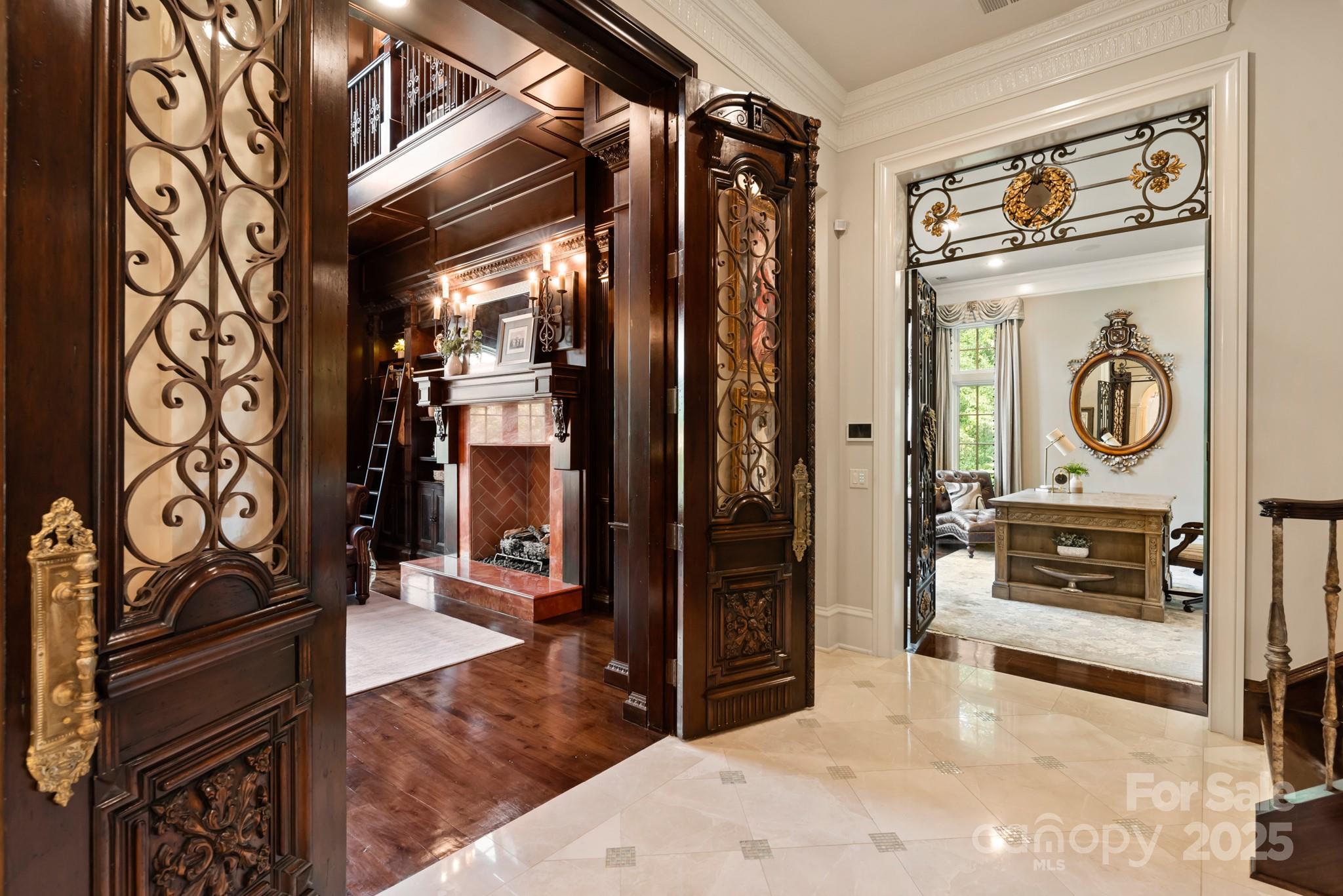 423 Oakmont Lane
