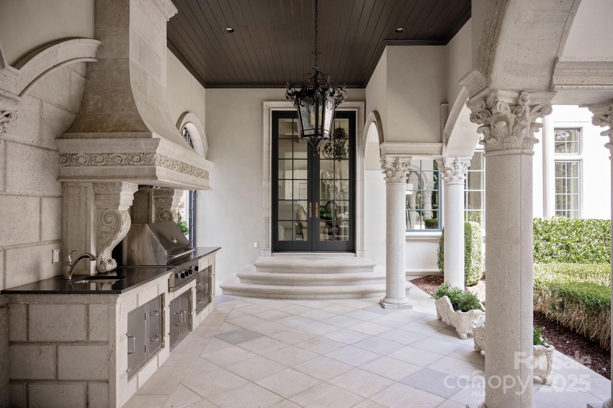 423 Oakmont Lane
