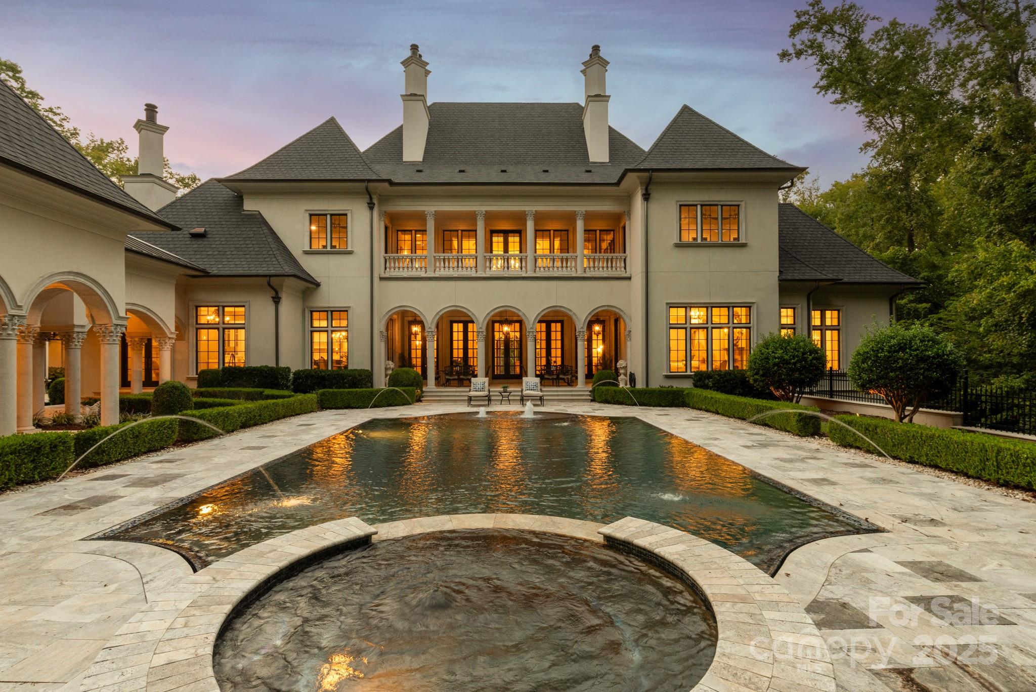 423 Oakmont Lane