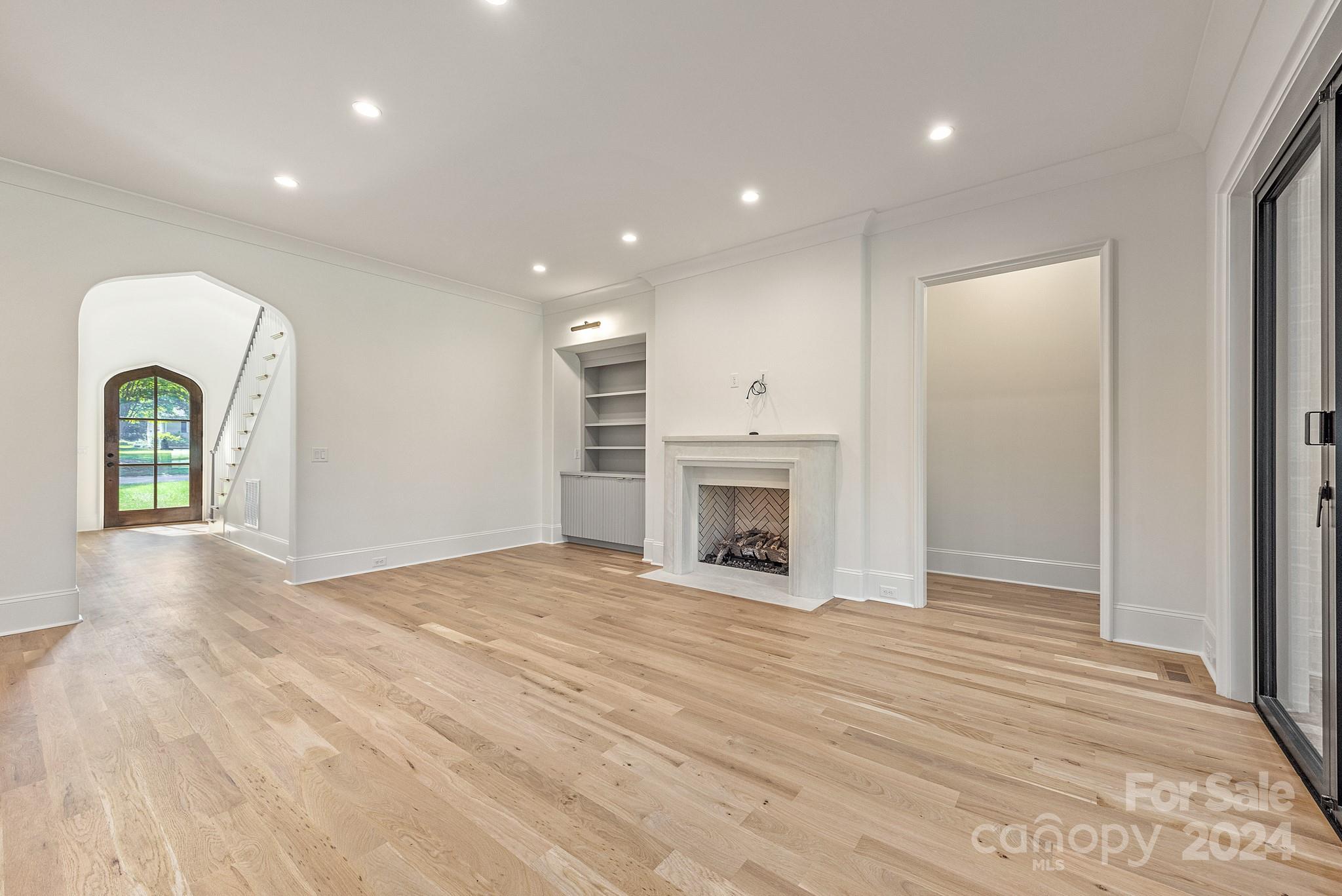 5423 Finsbury Place