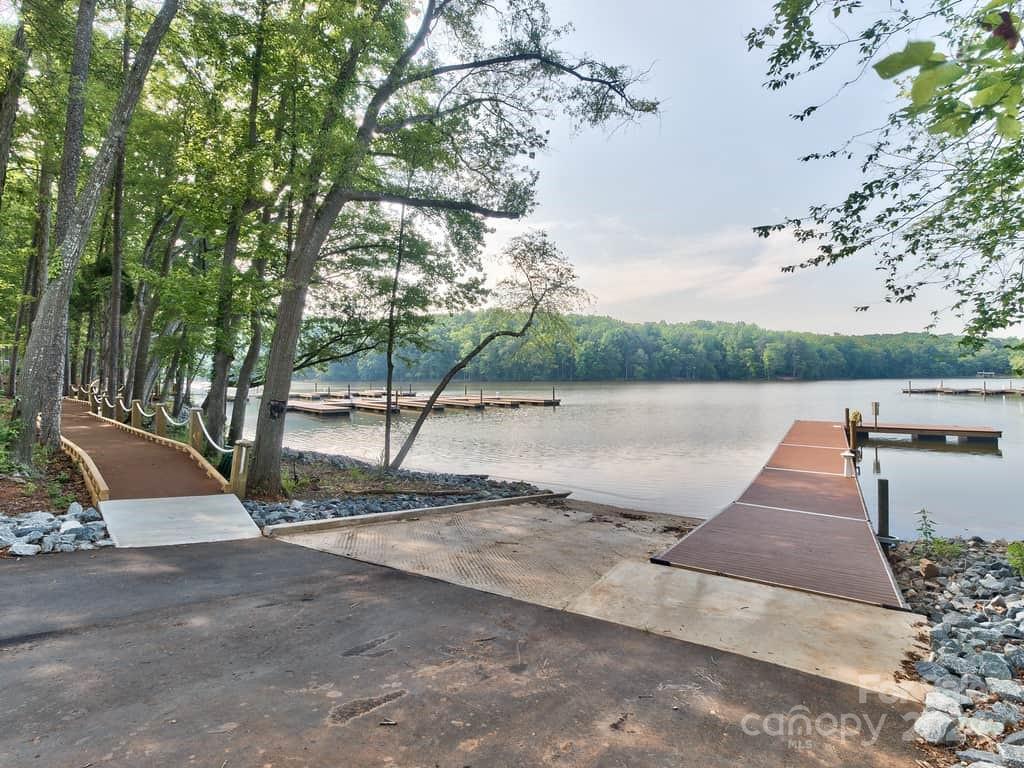 4849 Star Hill Lane