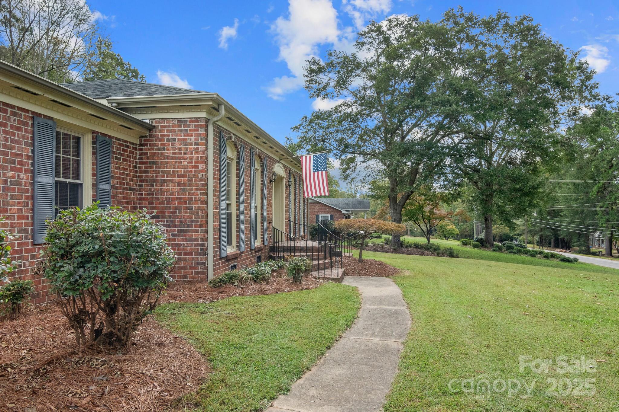 307 Glendale Road