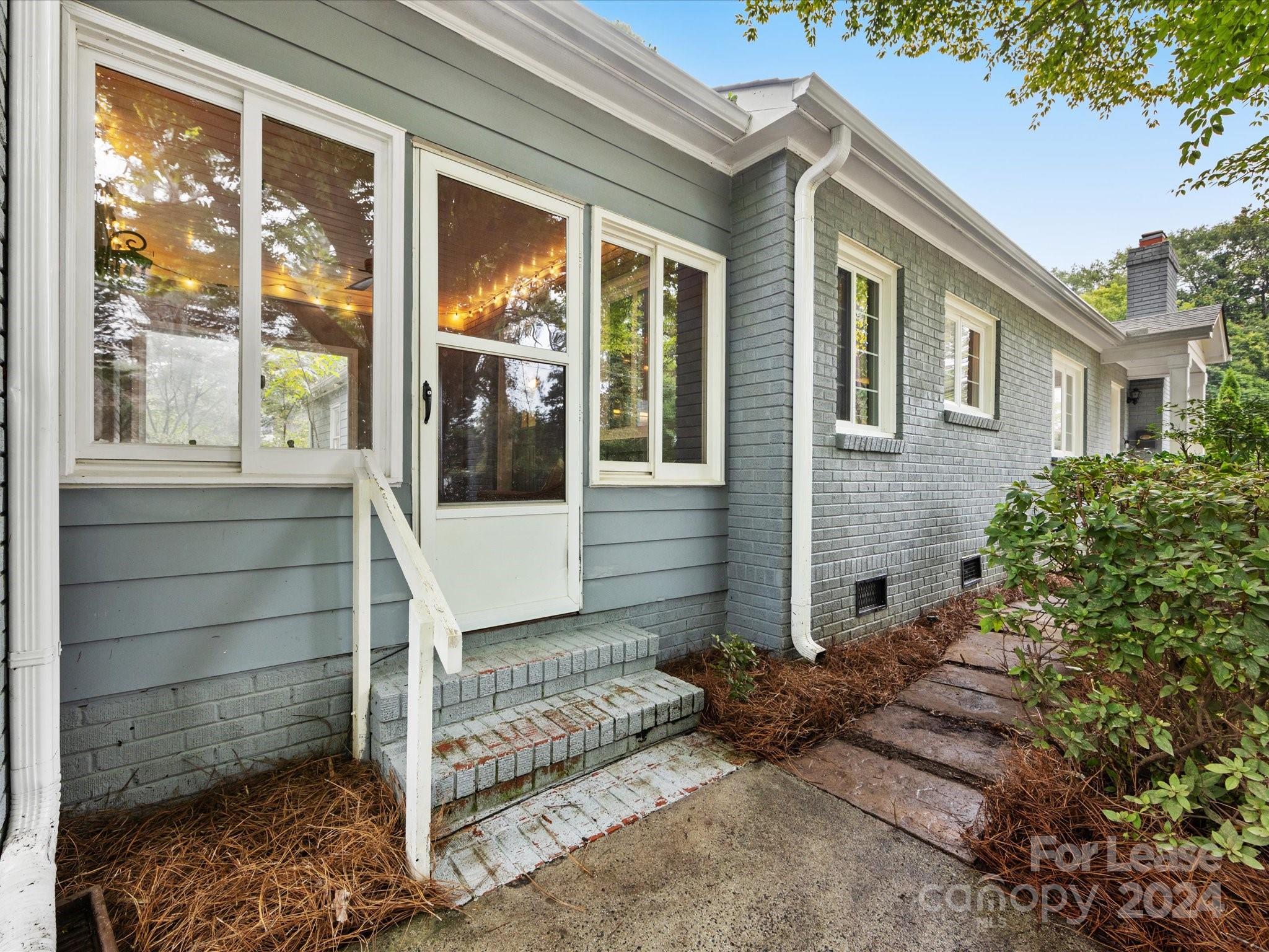 4411 Castleton Road
