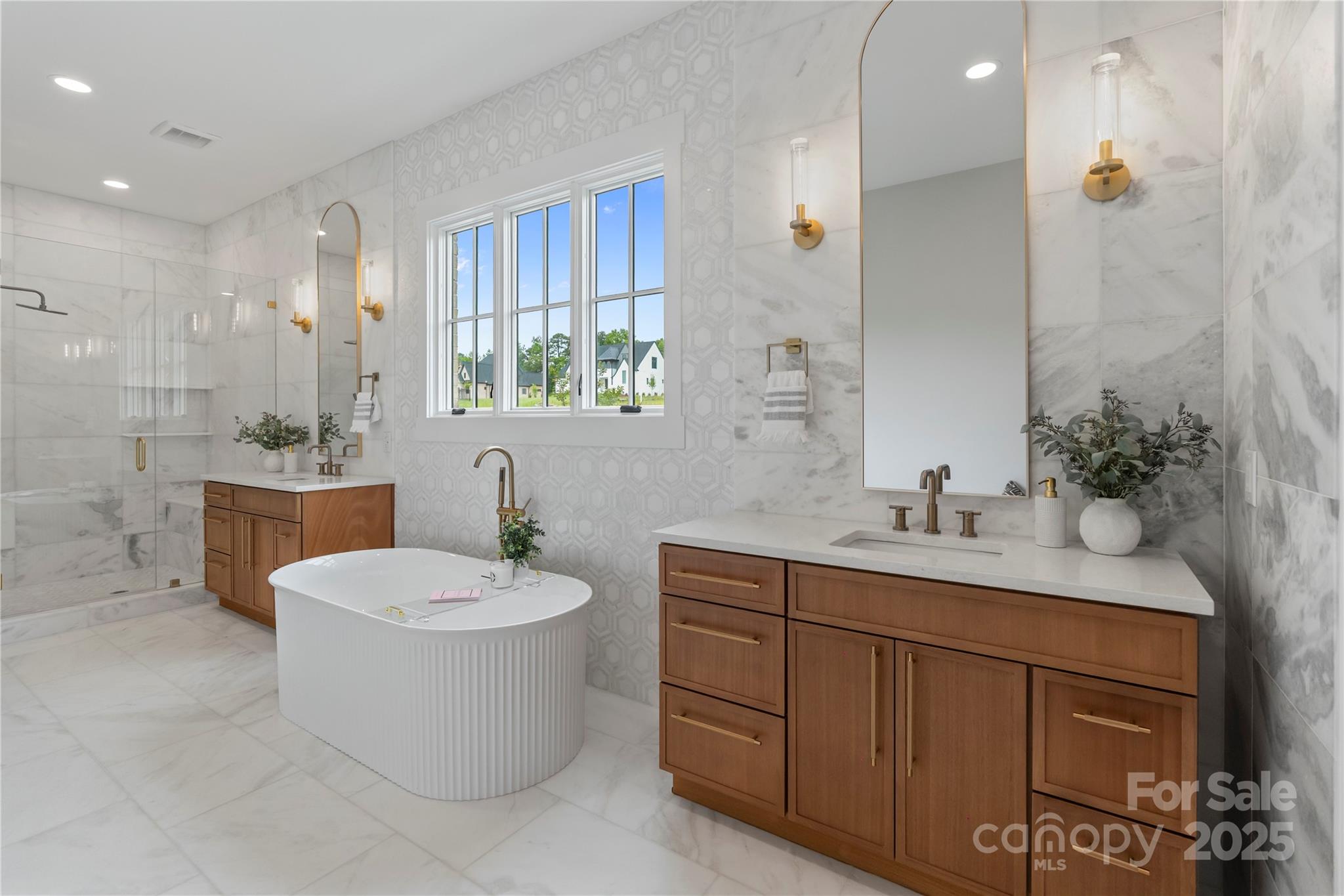 407 Crepe Myrtle Lane