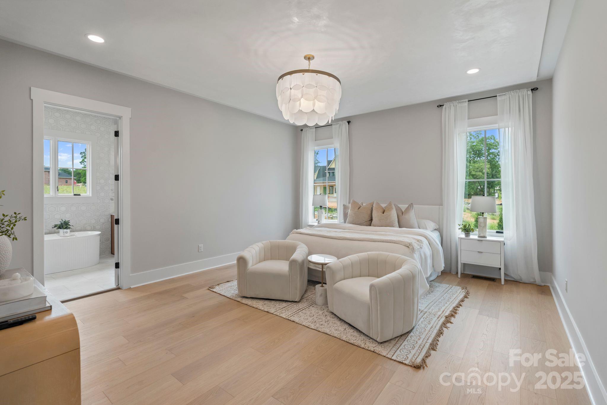 407 Crepe Myrtle Lane