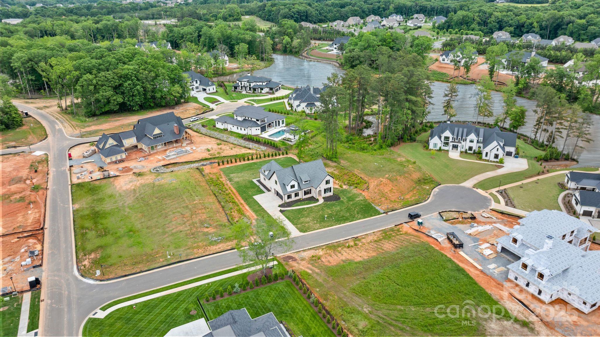 407 Crepe Myrtle Lane