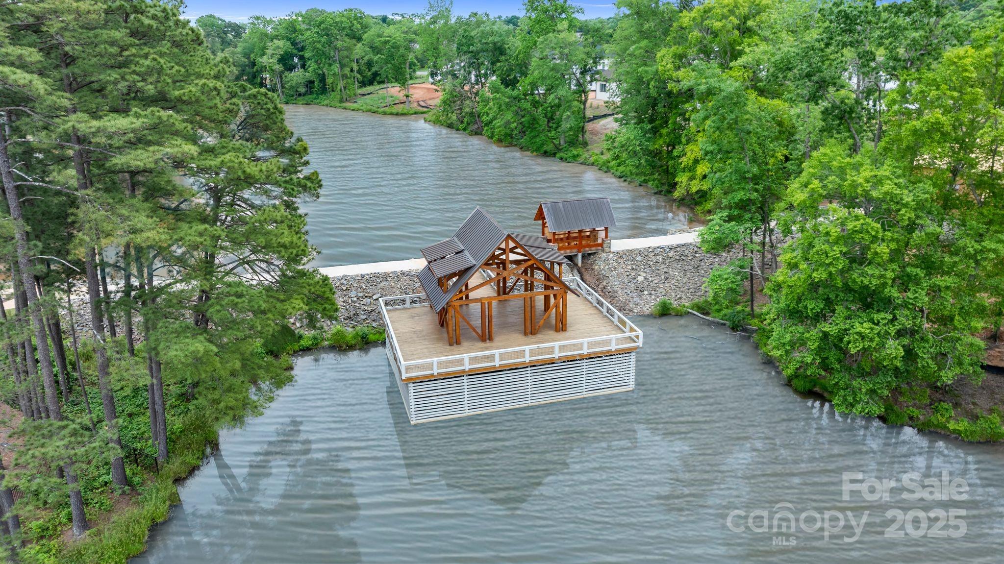 407 Crepe Myrtle Lane