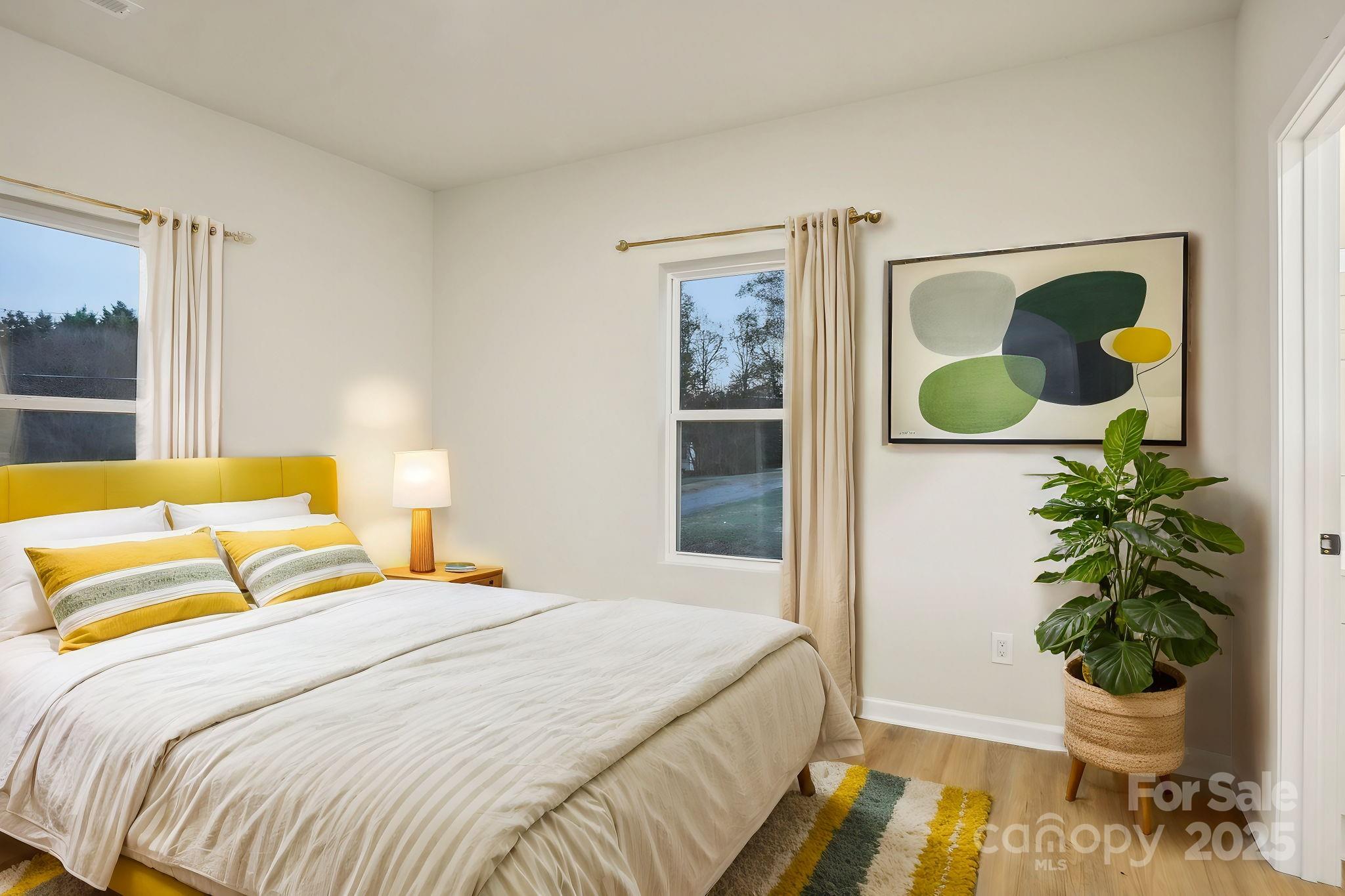 1423 Roseland Drive