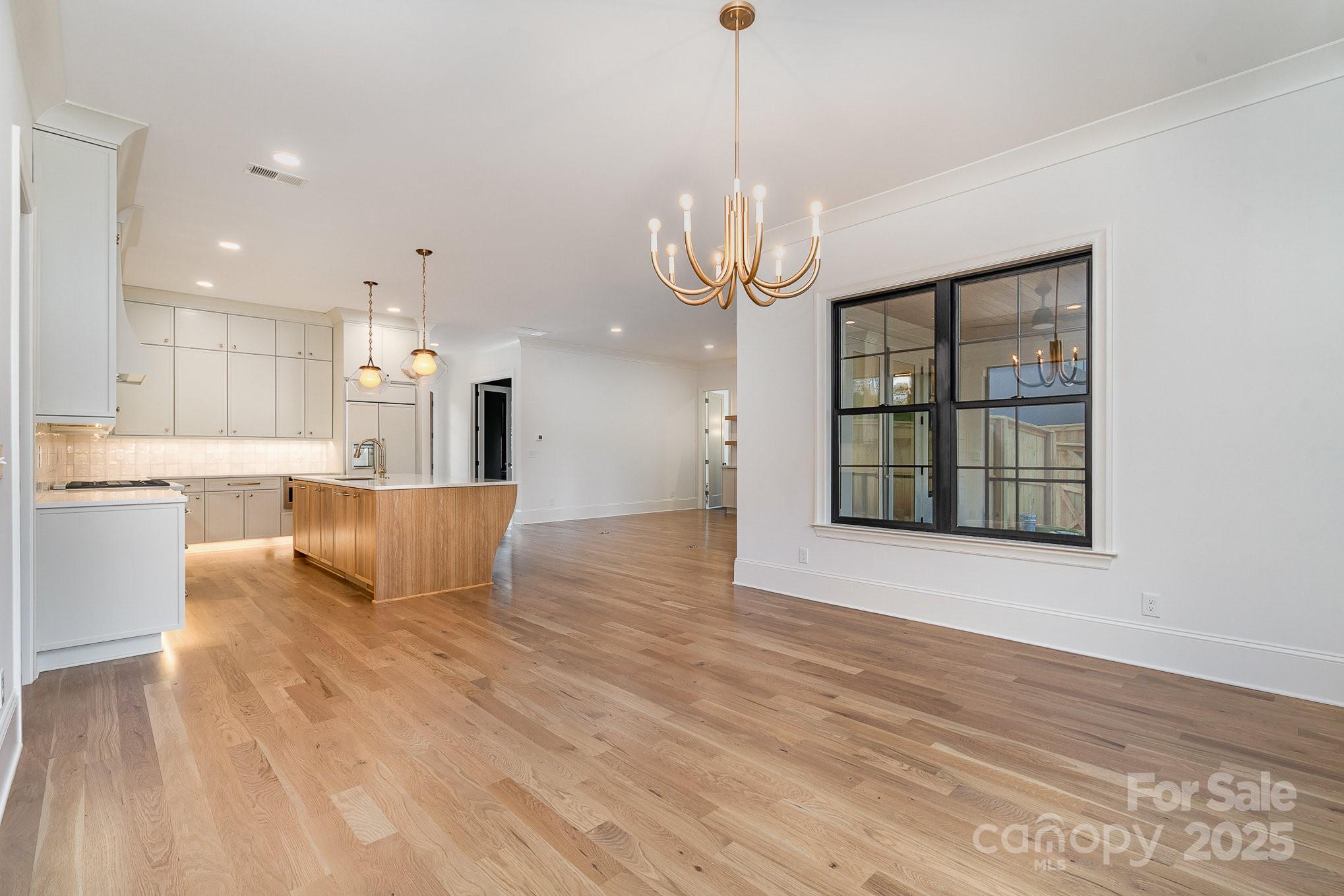 3814 Topsfield Road
