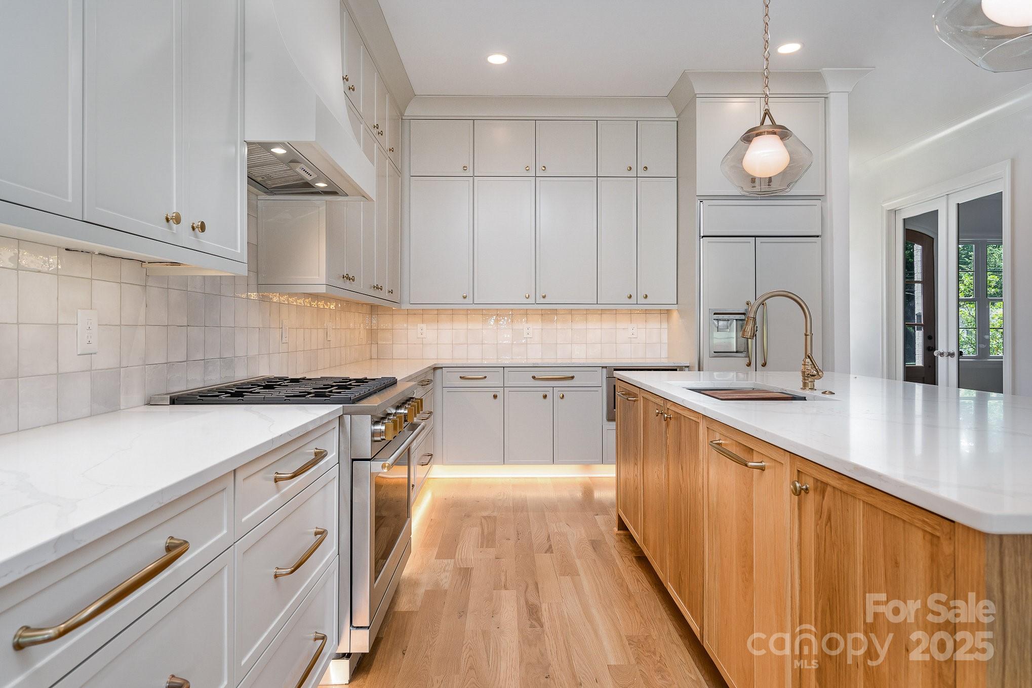 3814 Topsfield Road