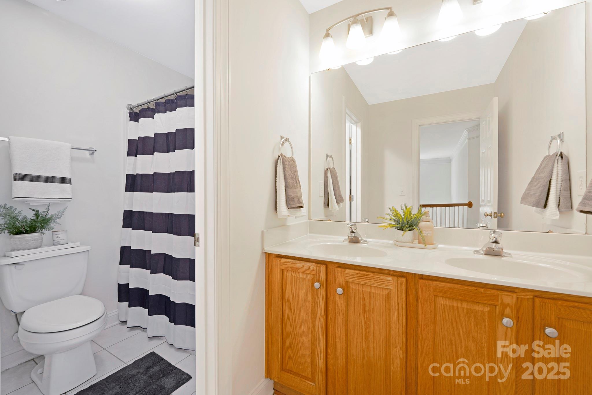 11805 Farnborough Road