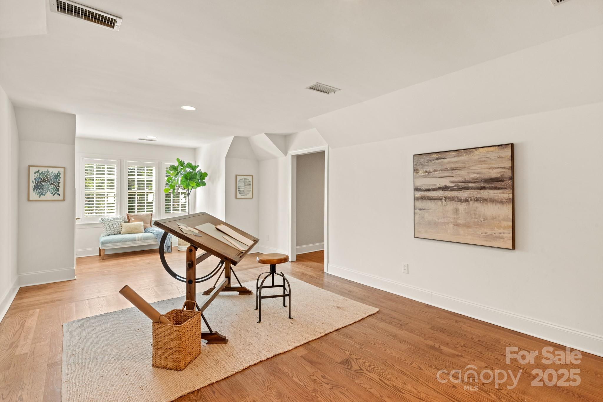 424 Fairhaven Court