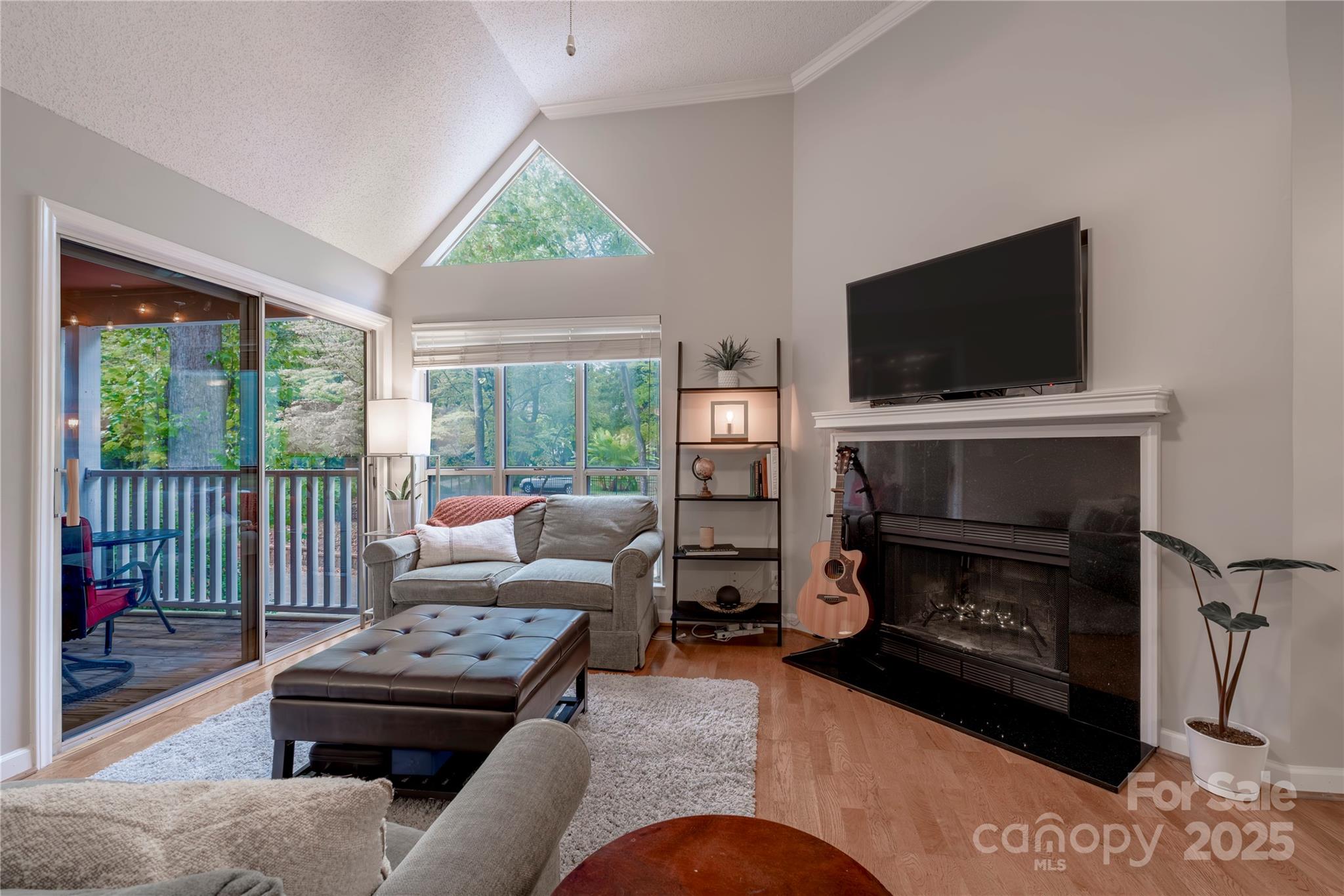 2502 Cranbrook Lane Unit: 4
