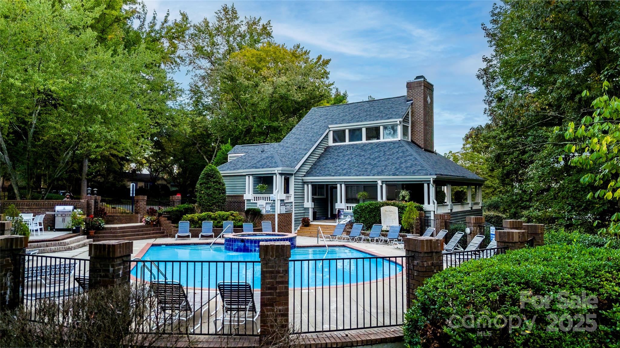 2502 Cranbrook Lane Unit: 4