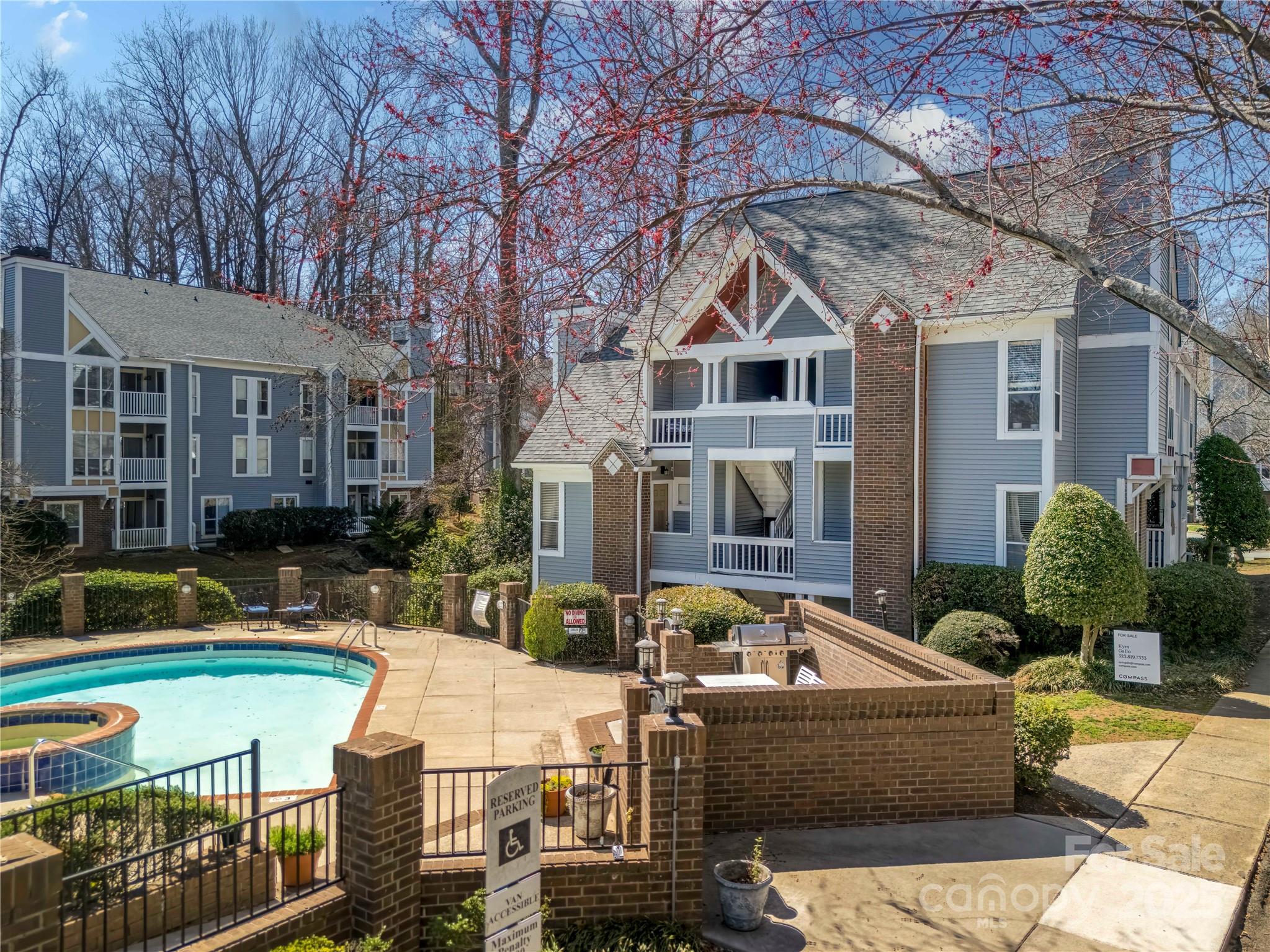 2502 Cranbrook Lane Unit: 4