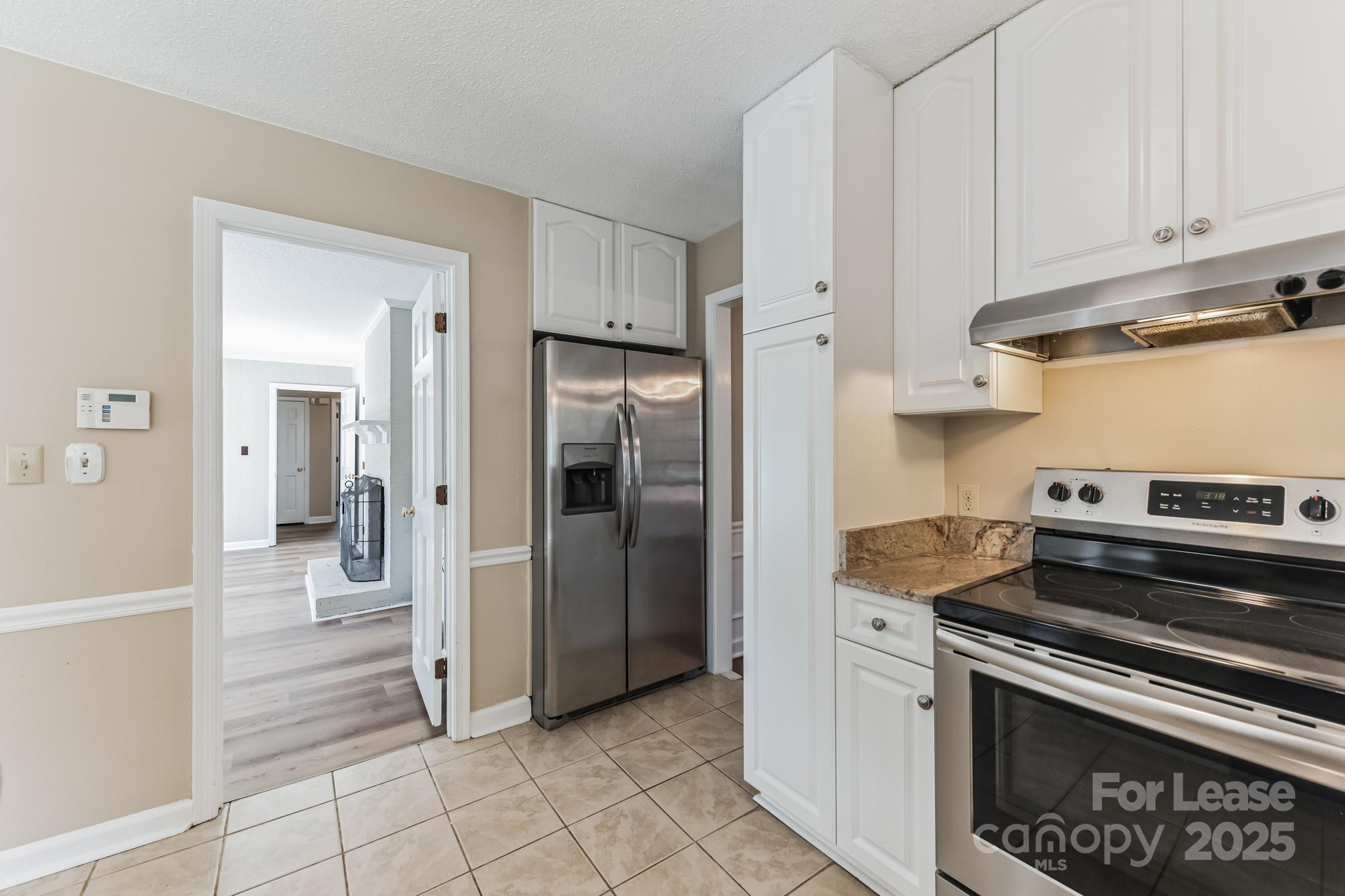 2801 Valencia Terrace