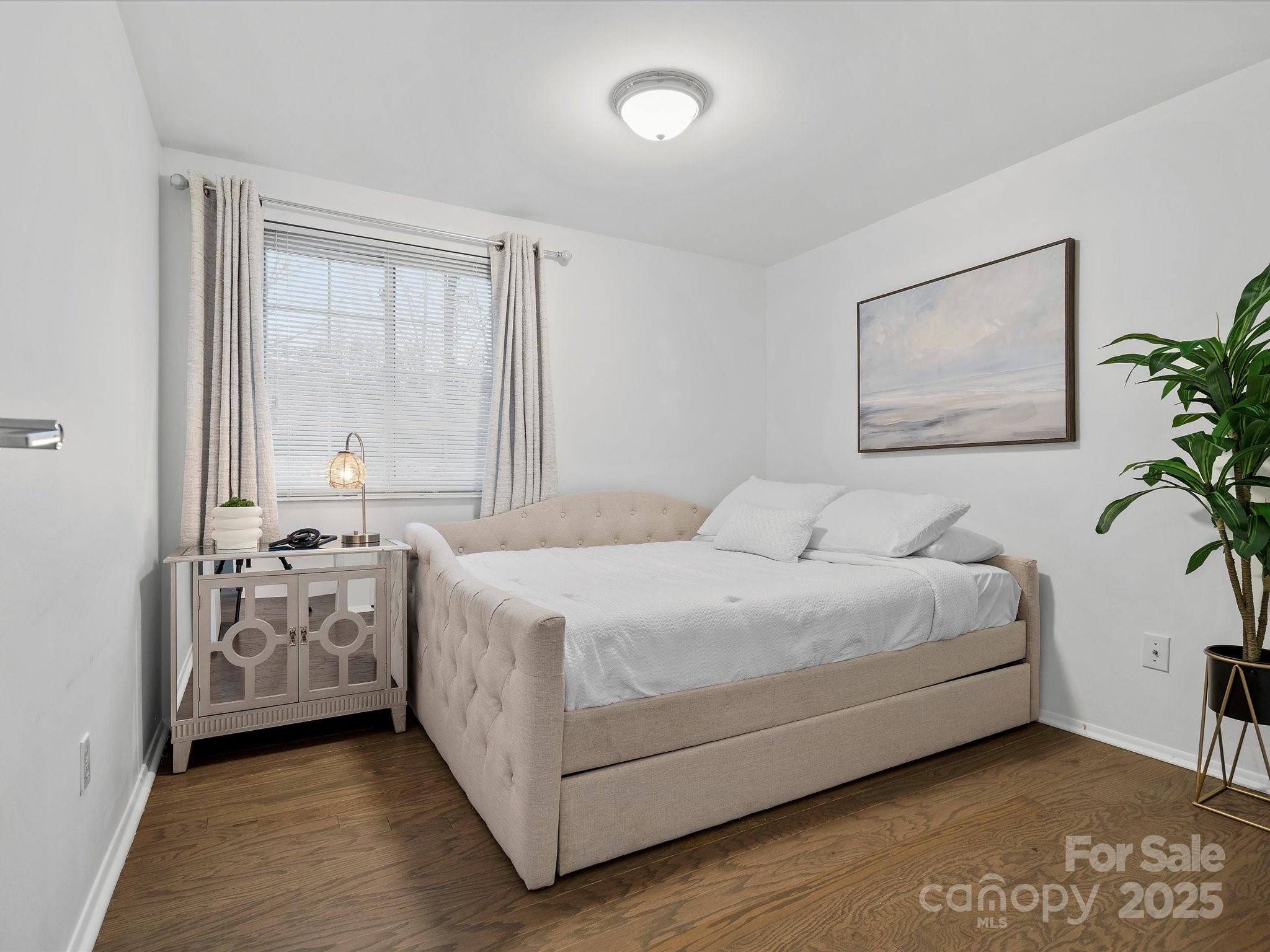7314 Entwhistle Court